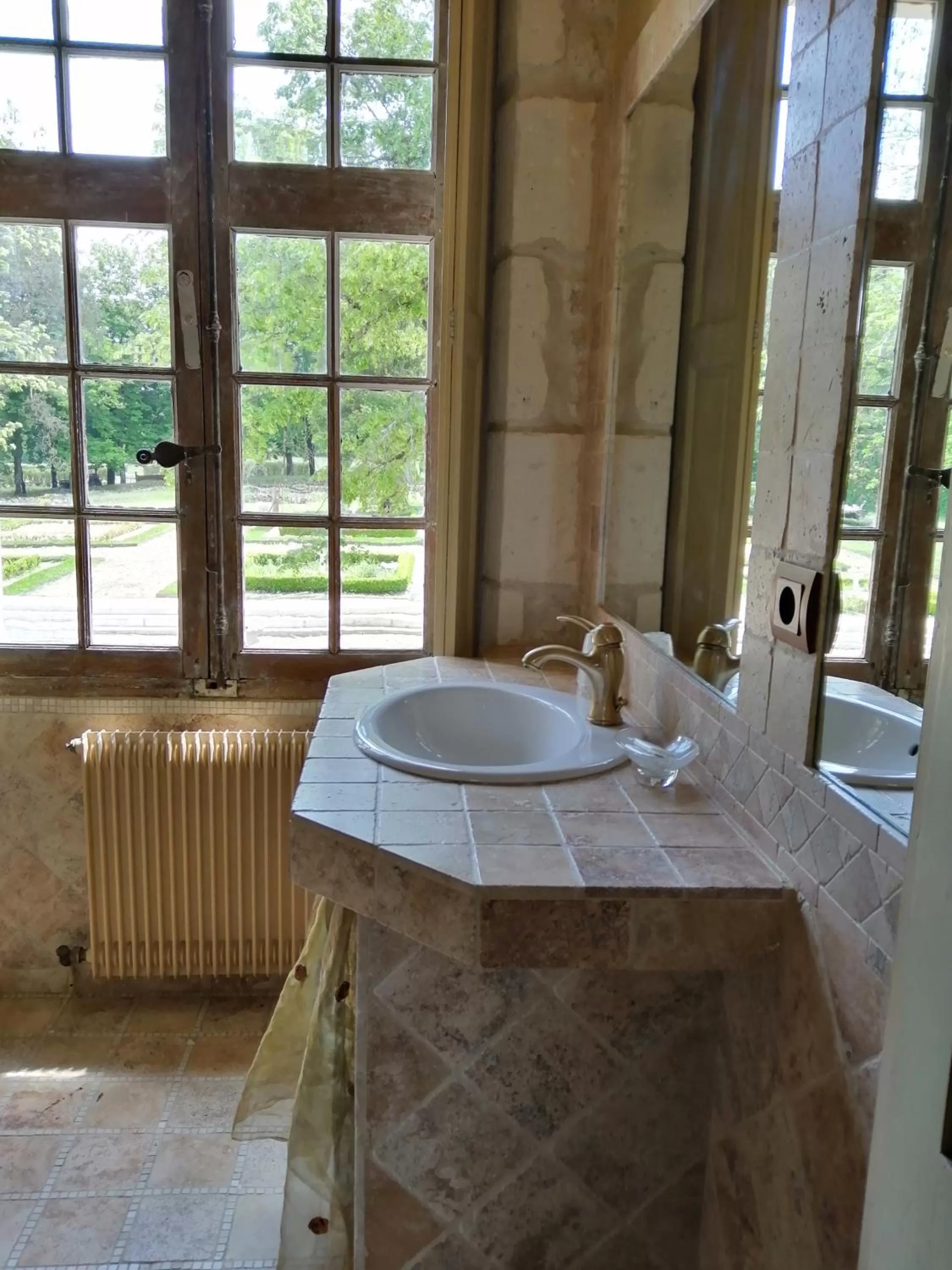 Bathroom in Manoir de la Rémonière