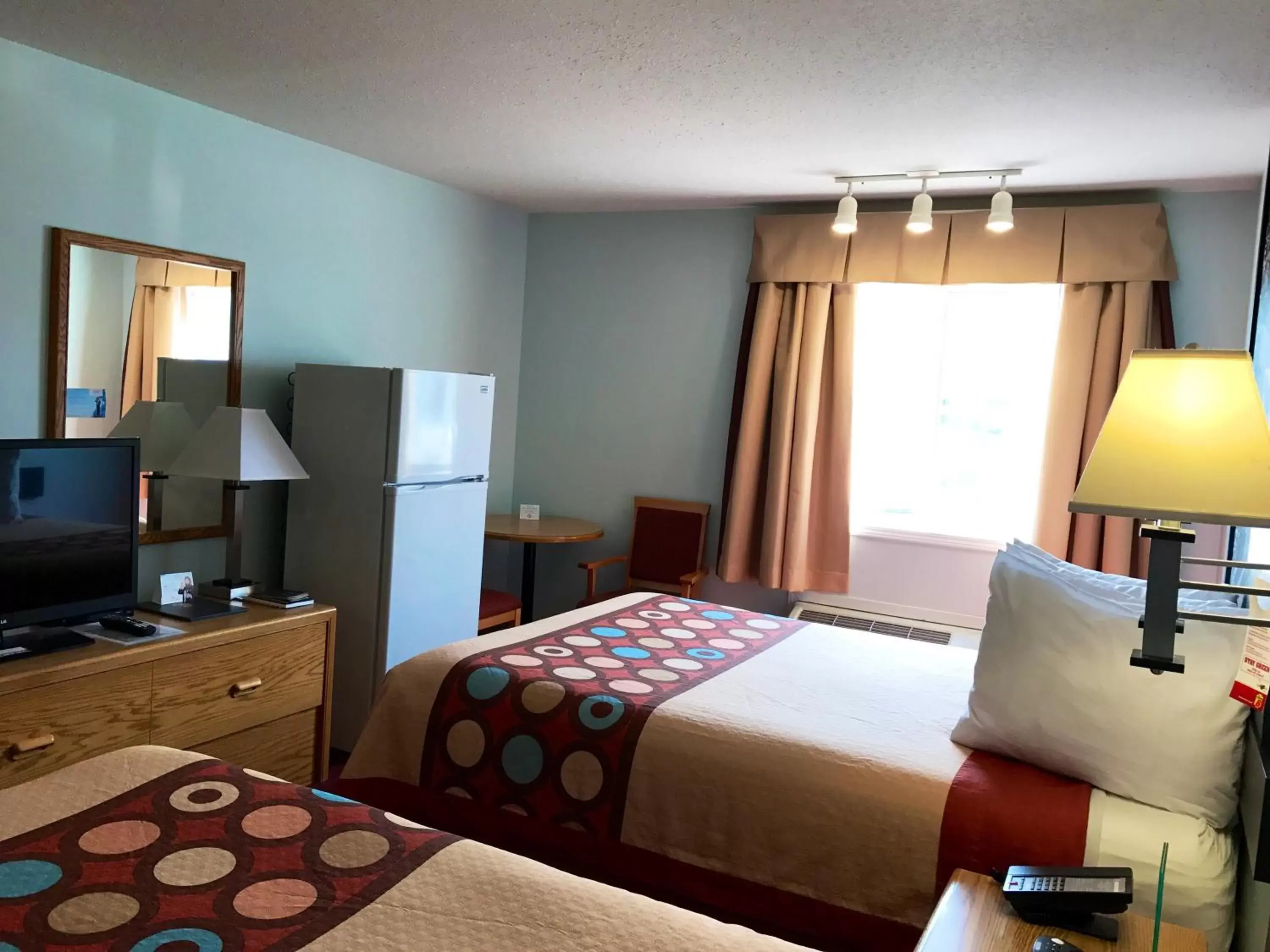 Standard Queen Room with Two Queen Beds in Super 8 by Wyndham Kindersley Standard Queen Room with Two Queen Beds in Super 8 by Wyndham Kindersley