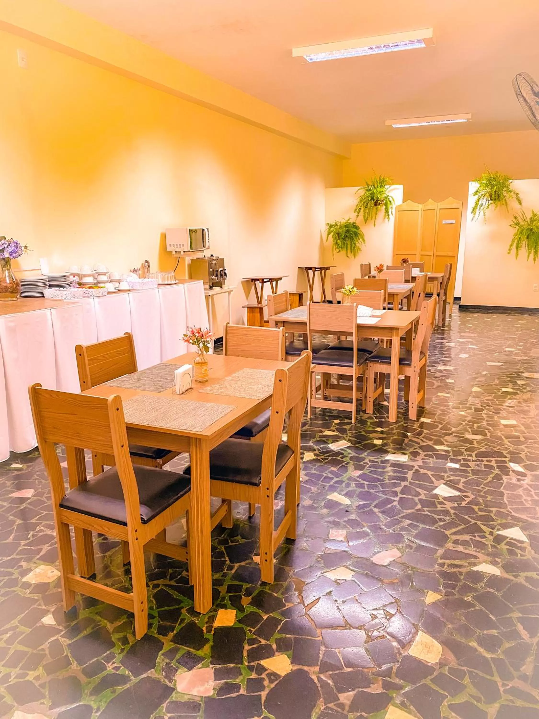 Restaurant/Places to Eat in Aconchego