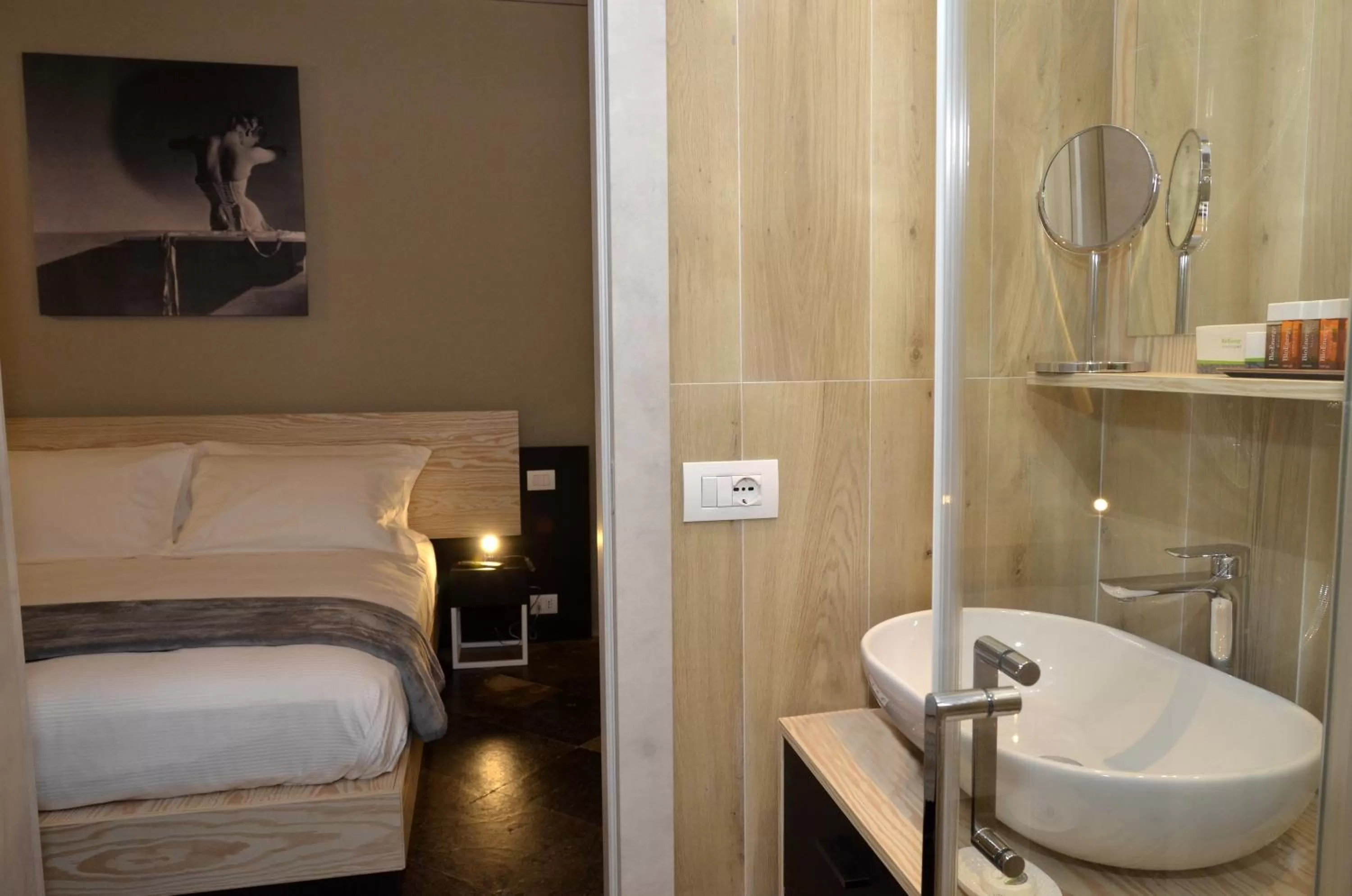 Bathroom, Bed in Regia Trazzera