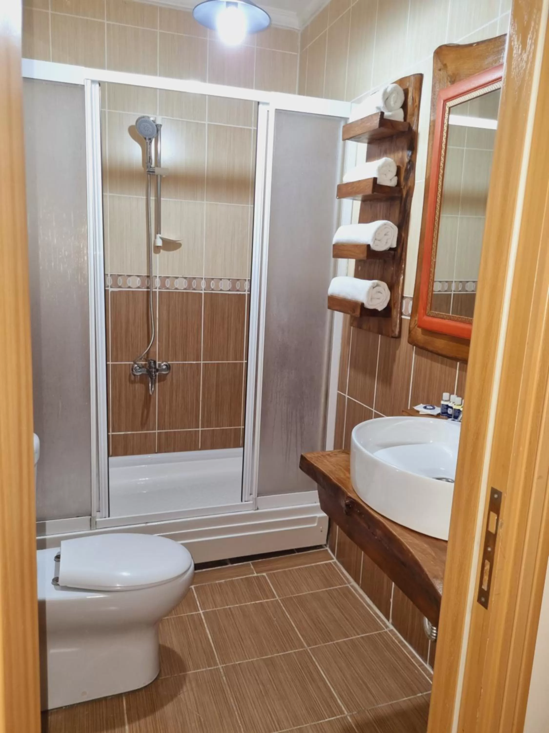 Shower, Bathroom in Gedikpasa Family