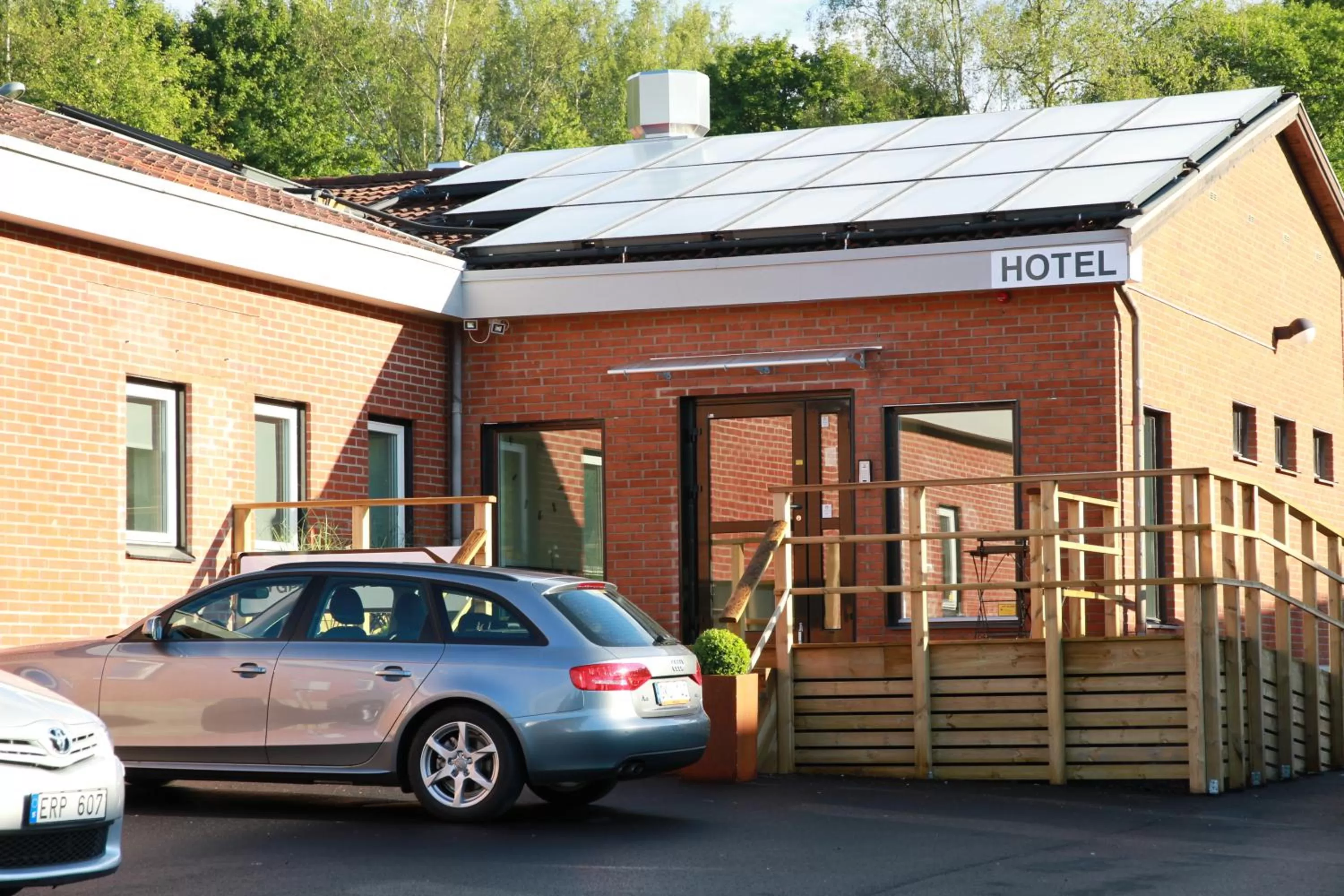 Facade/entrance in Flygplatshotellet