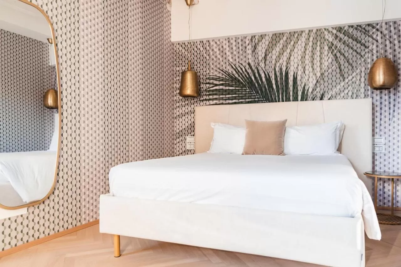 Bed in LUXURY SUITES ROCOPOM - Lake Front