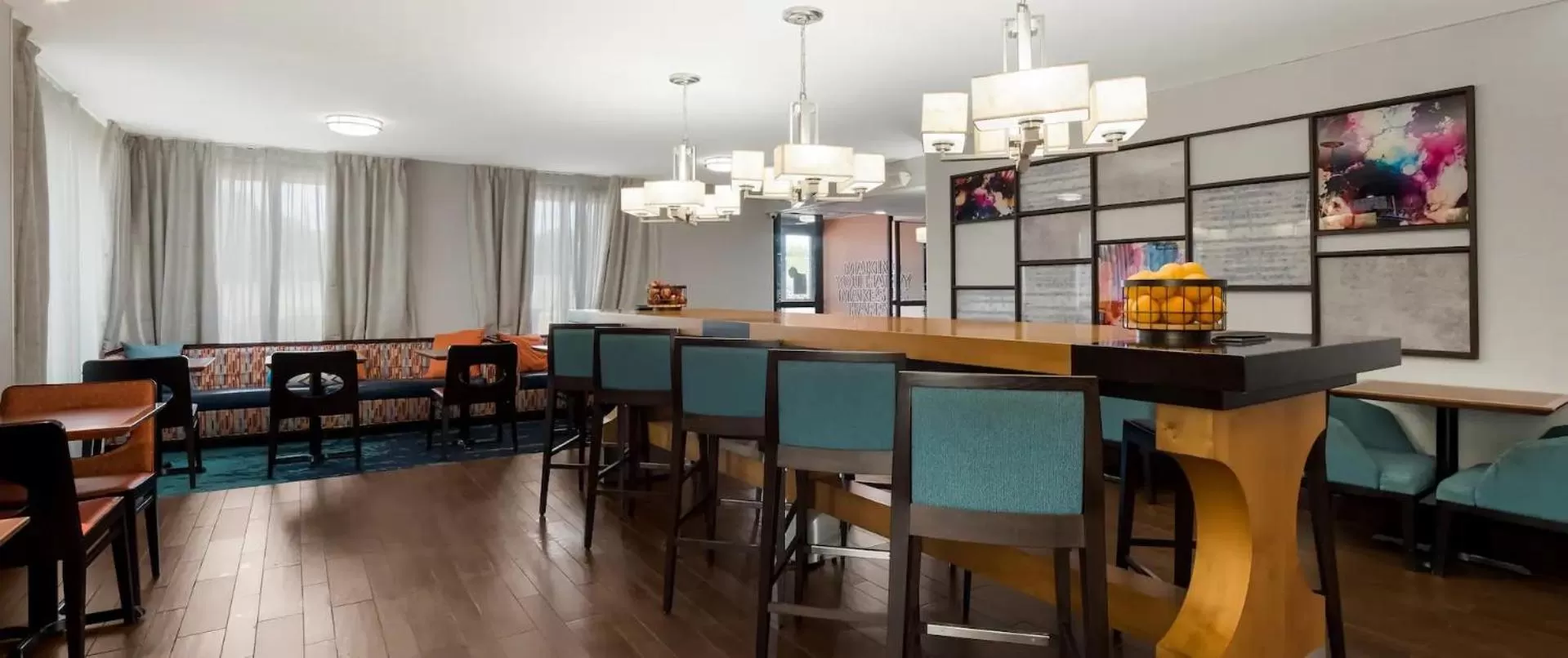 Breakfast in Hampton Inn Columbia-I-26 Airport