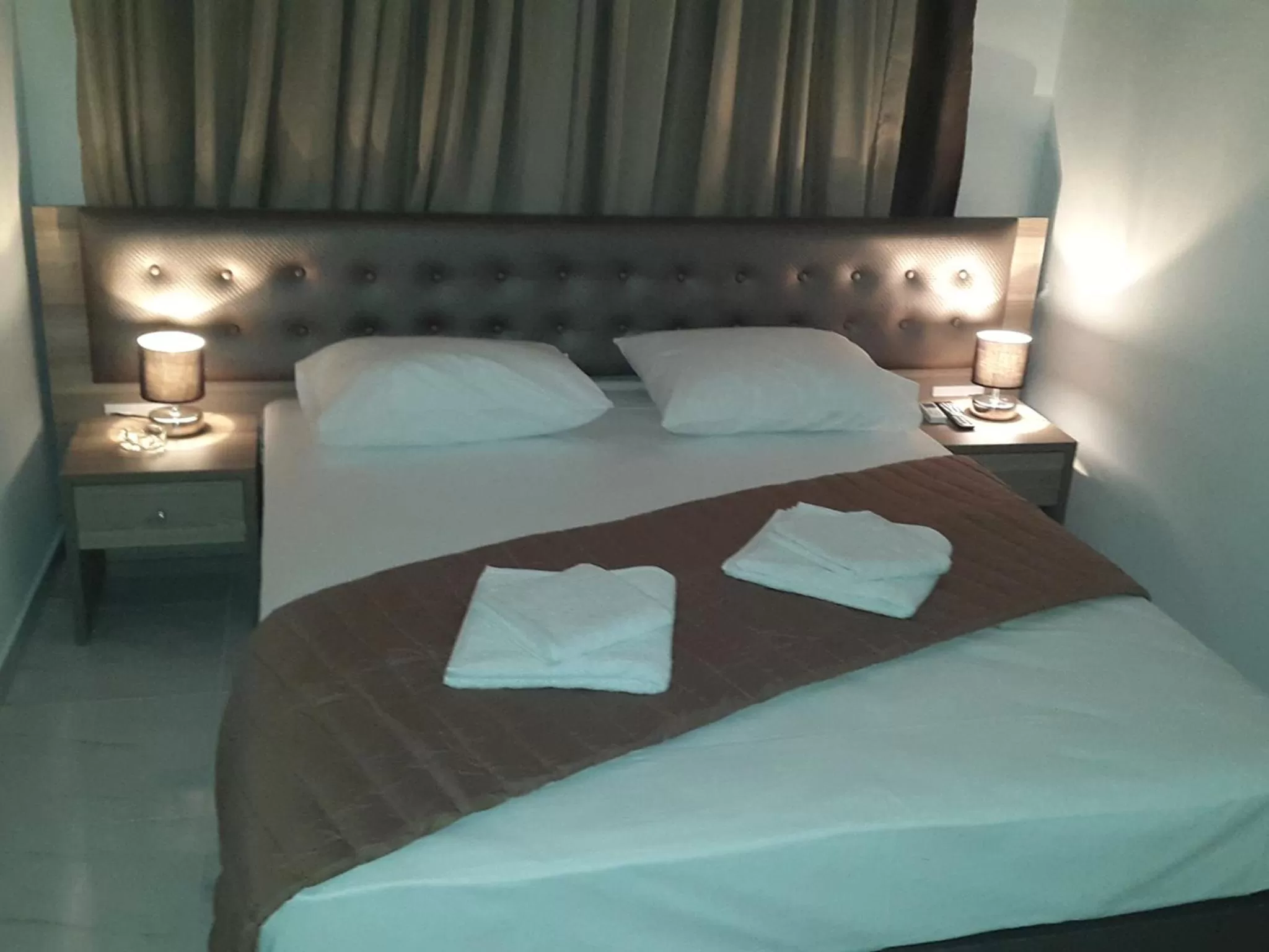 Bed in Hotel Rex