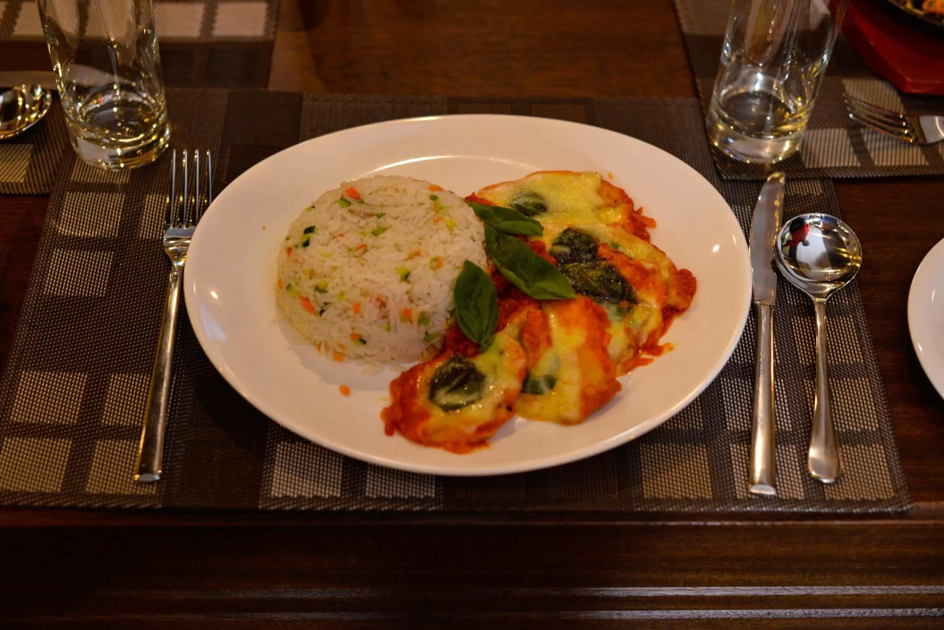 Restaurant/places to eat in Melili Hotel