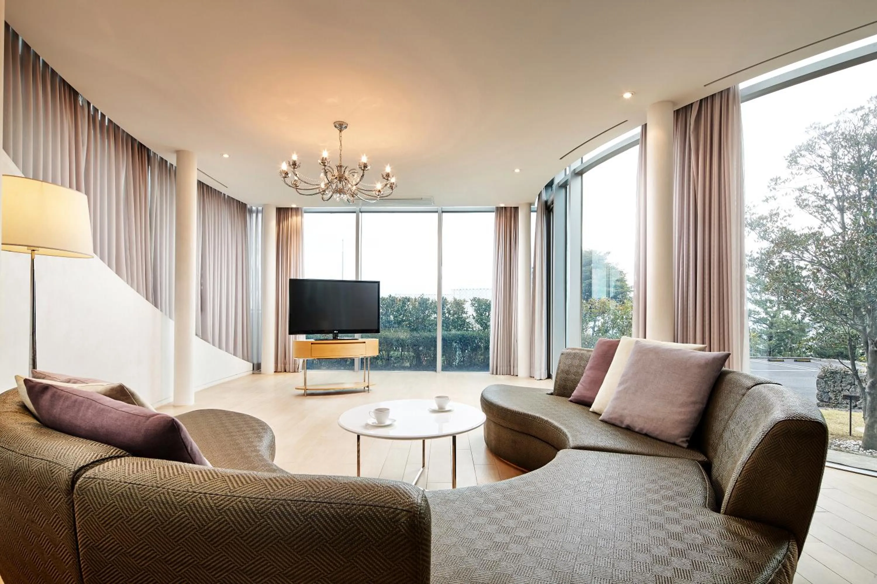 Living room in Lotte Resort Jeju Artvillas