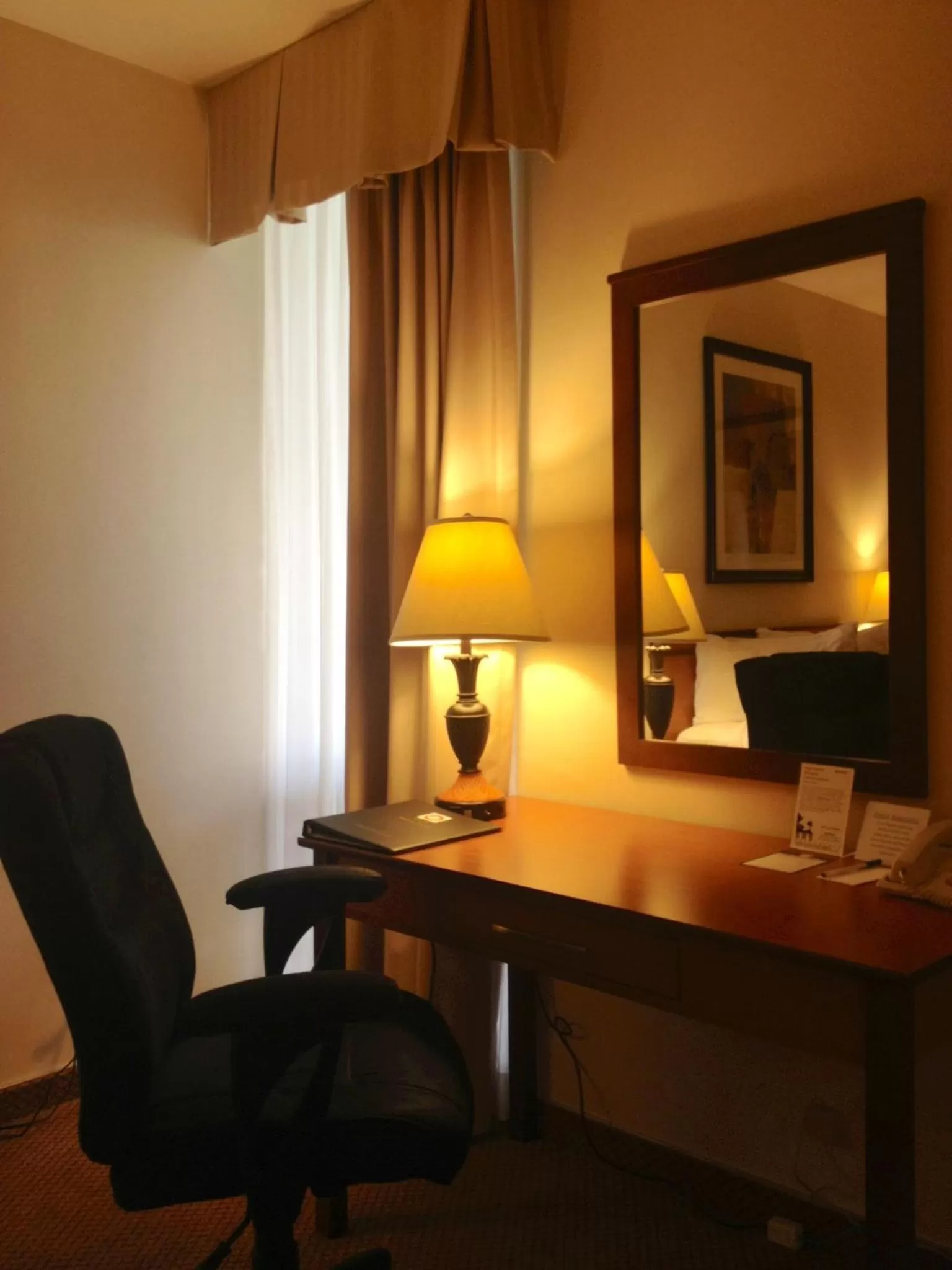 Decorative detail in Mikado Hotel