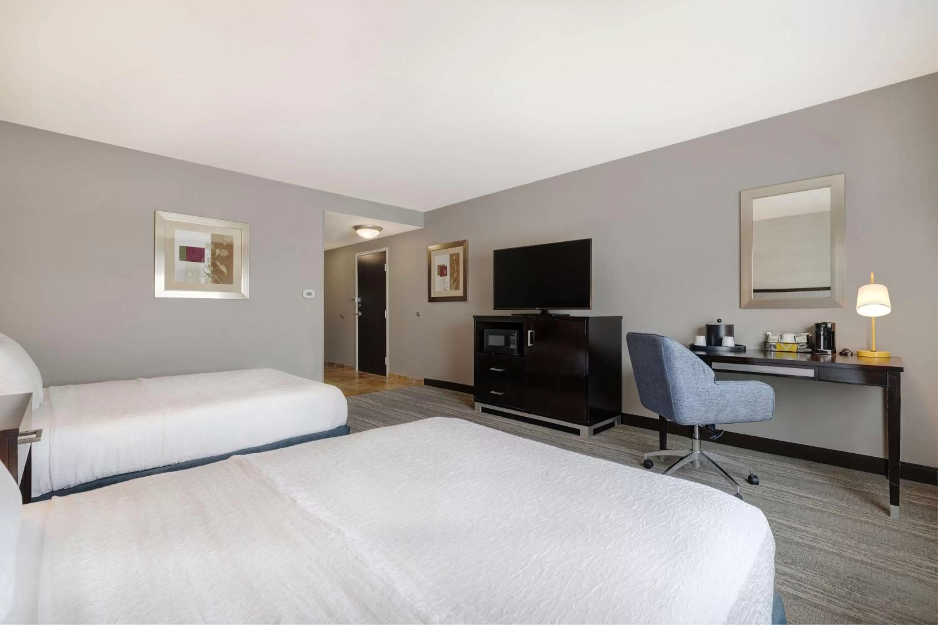 Bedroom, Bed in Hampton Inn & Suites Seattle/Federal Way