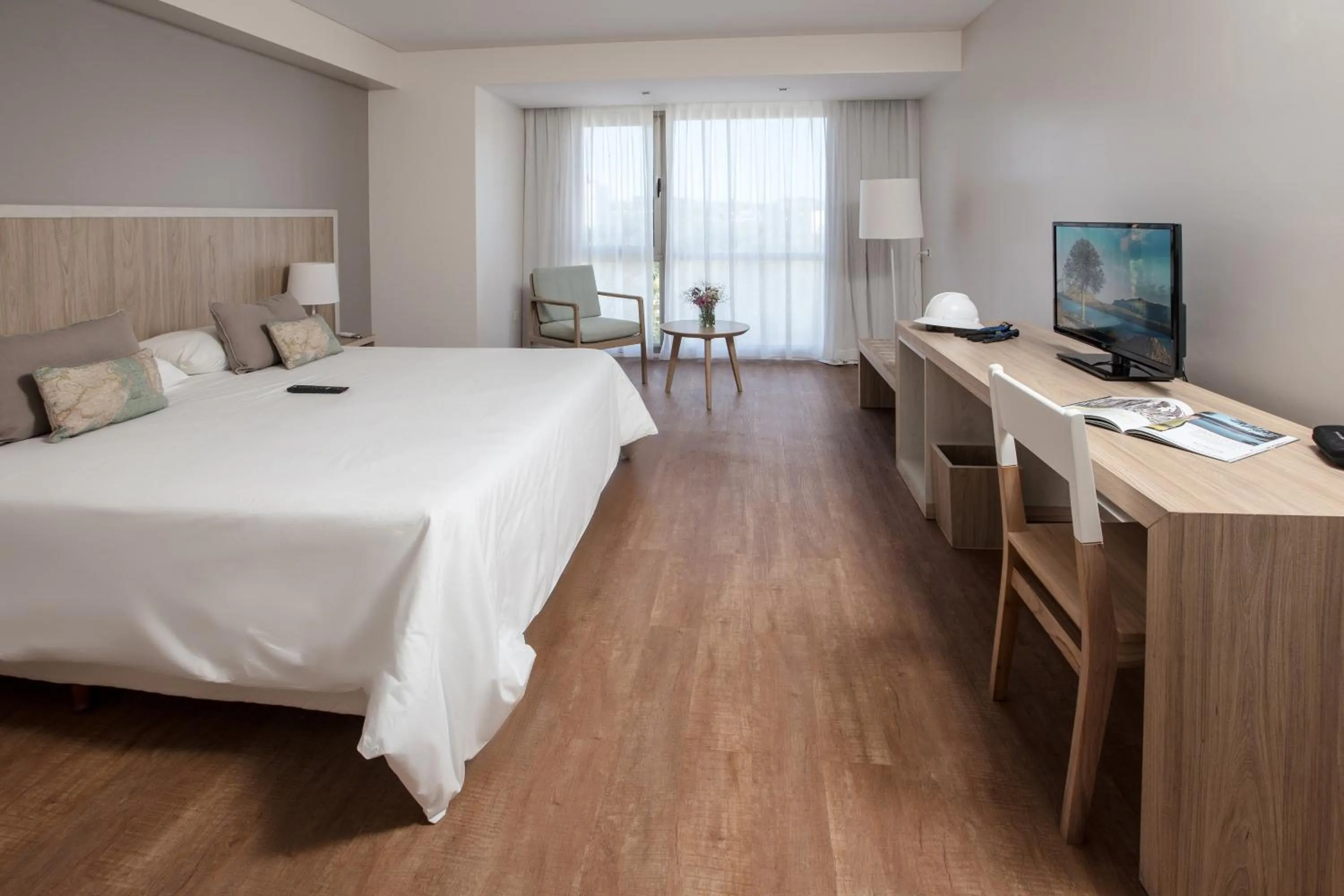 Photo of the whole room, Bed in Brizo Neuquén