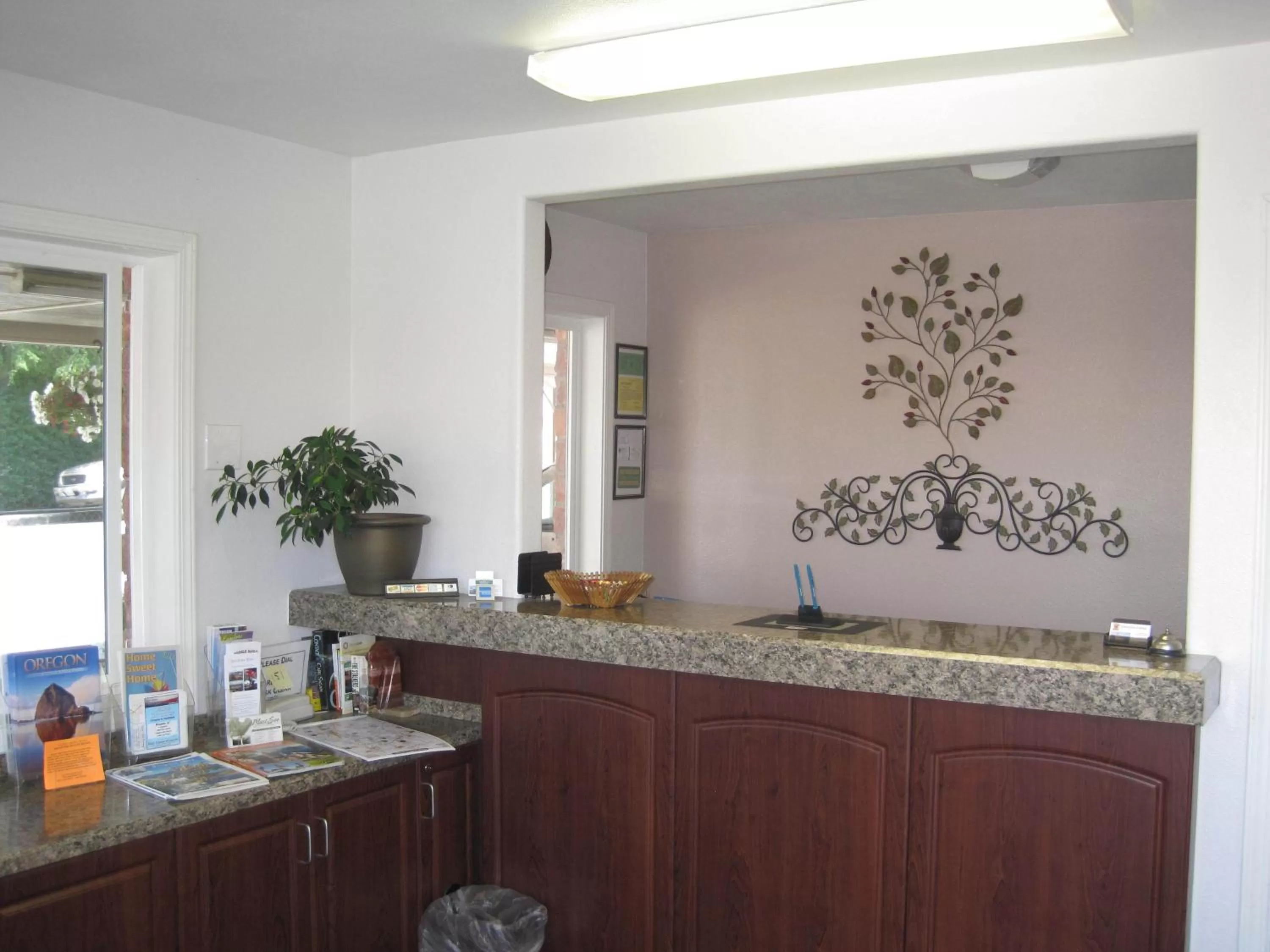 Lobby or reception in Interstate 8 Motel