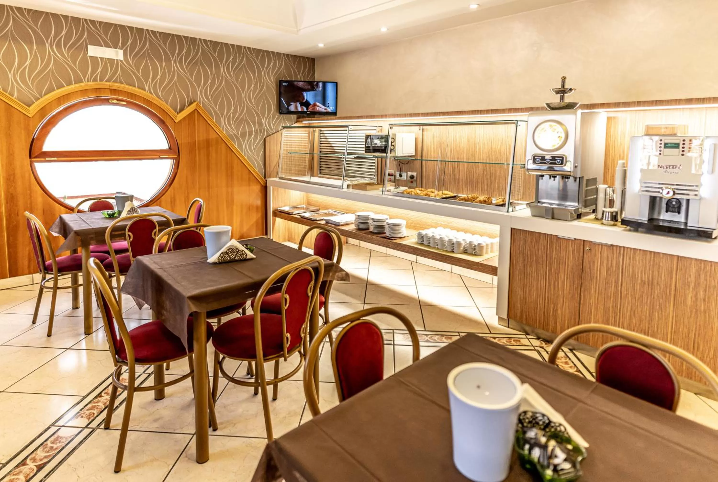 Breakfast in Hotel Smeraldo