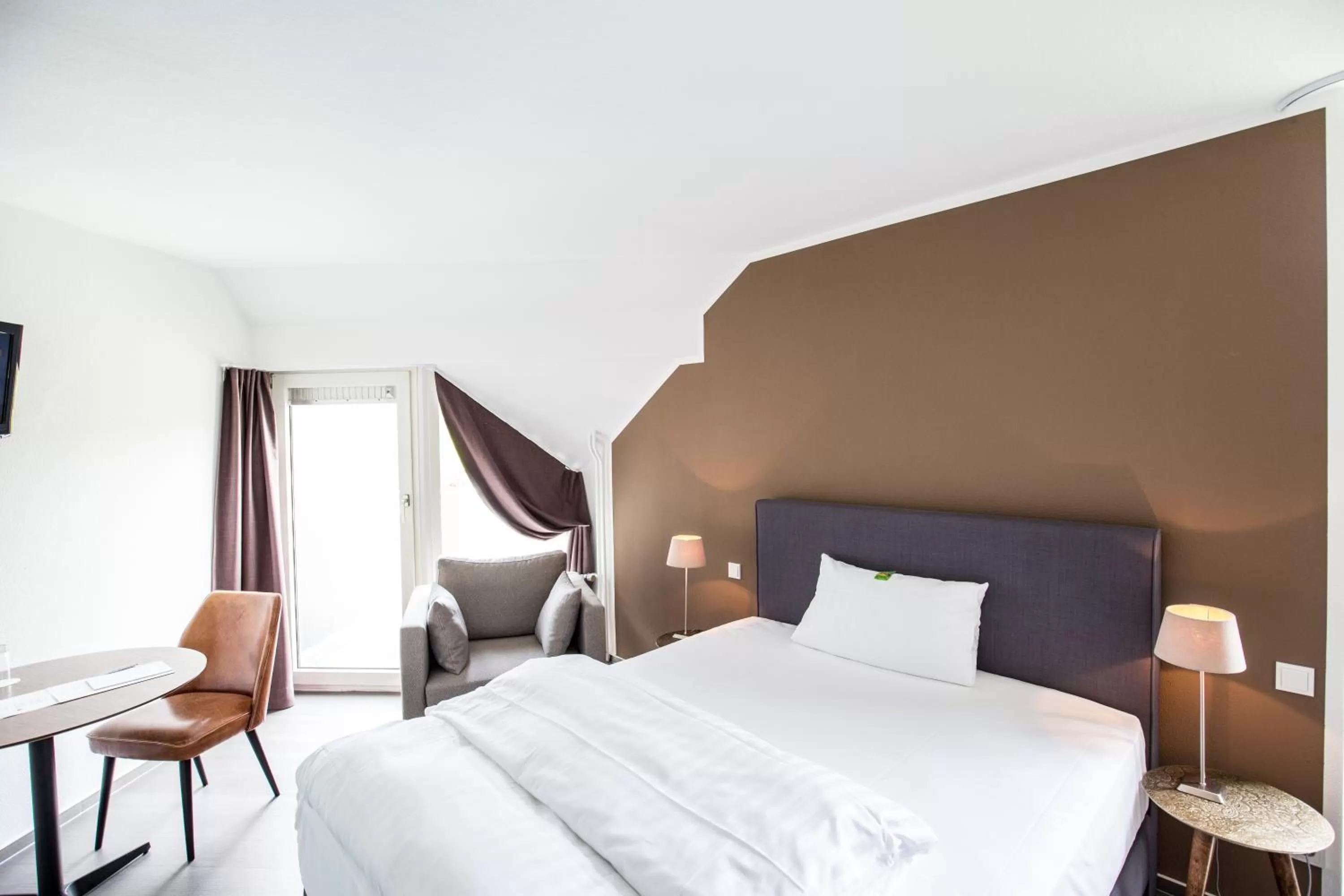 Photo of the whole room, Bed in Wald & Golfhotel Lottental