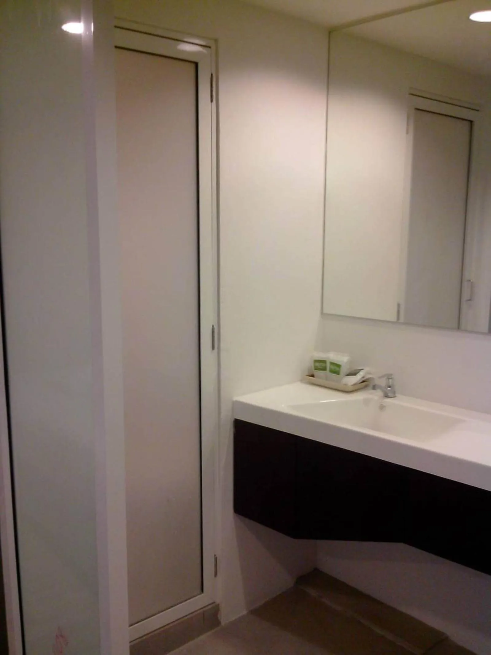Bathroom in Nantra Ploenchit hotel