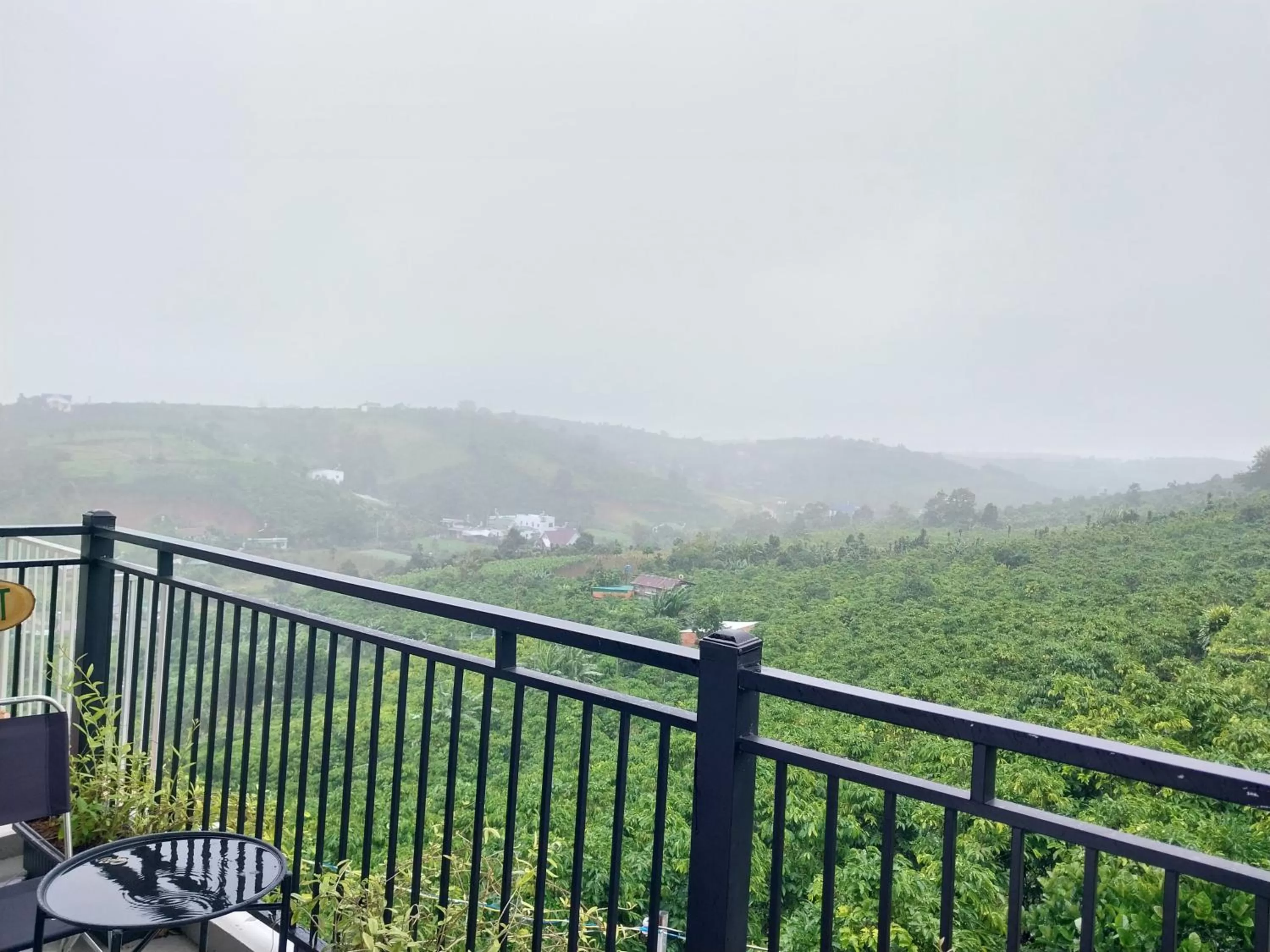 Natural landscape, Mountain View in Mùa Tím Villa
