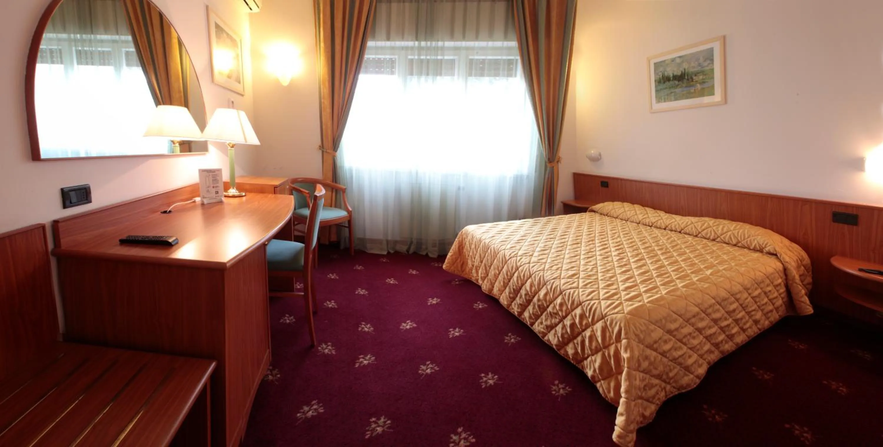 Double Room in Hotel Cristallo