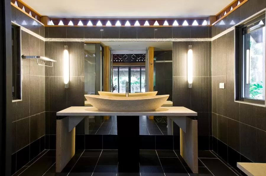 Bathroom in Maitai Lapita Village Huahine