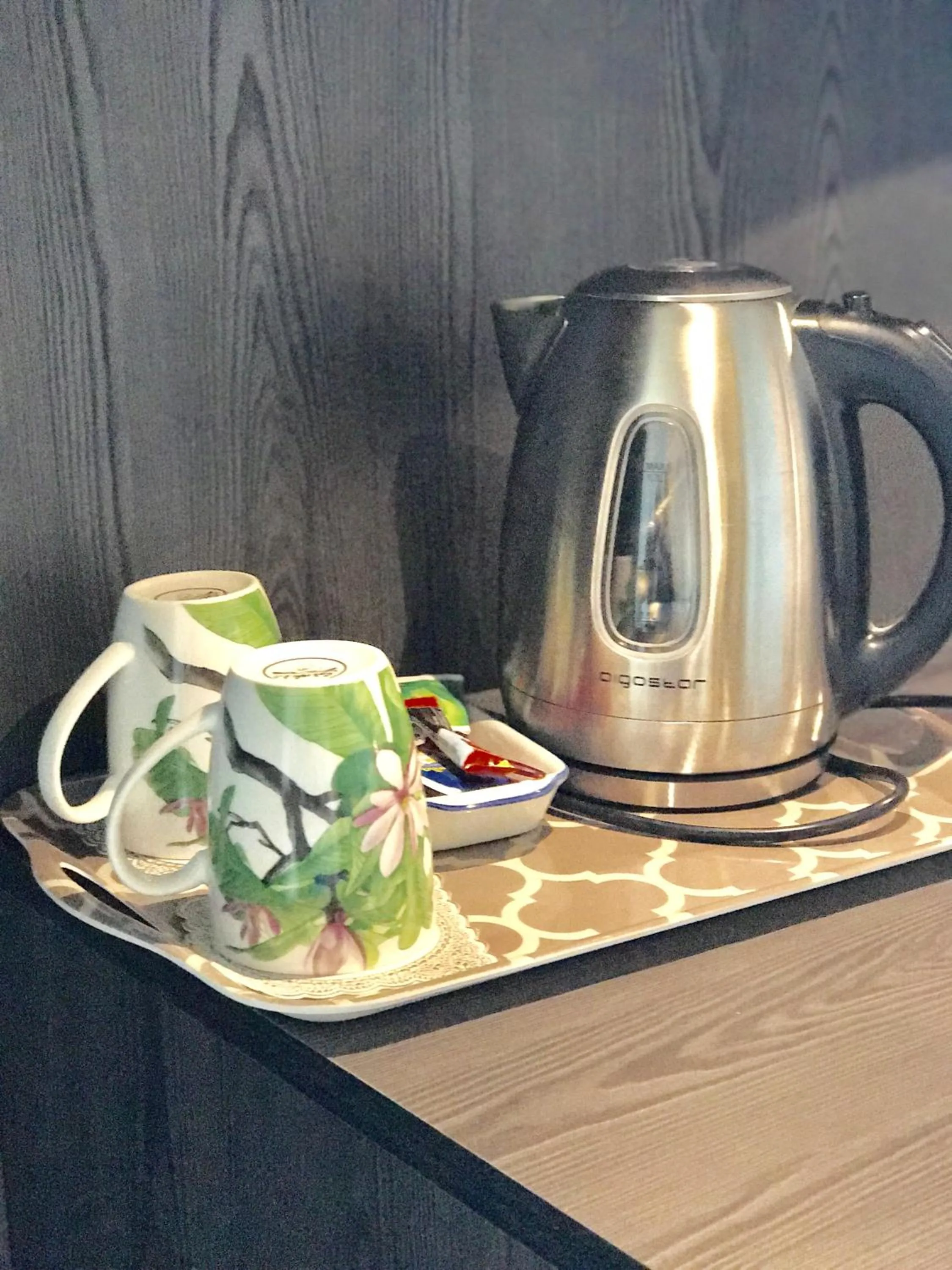 Coffee/tea facilities in Canova Hotel