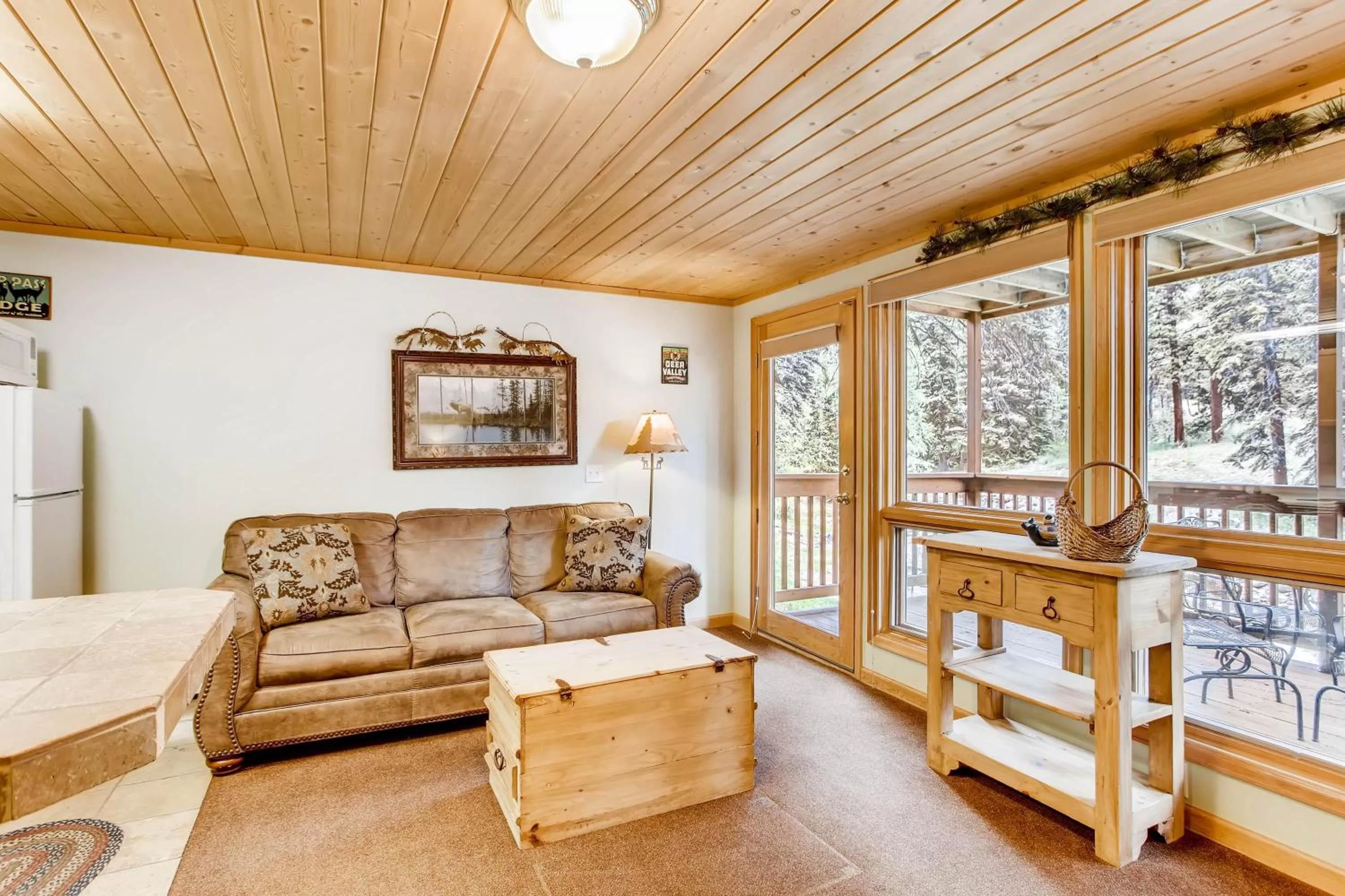 Seating Area in Estes Park Condos