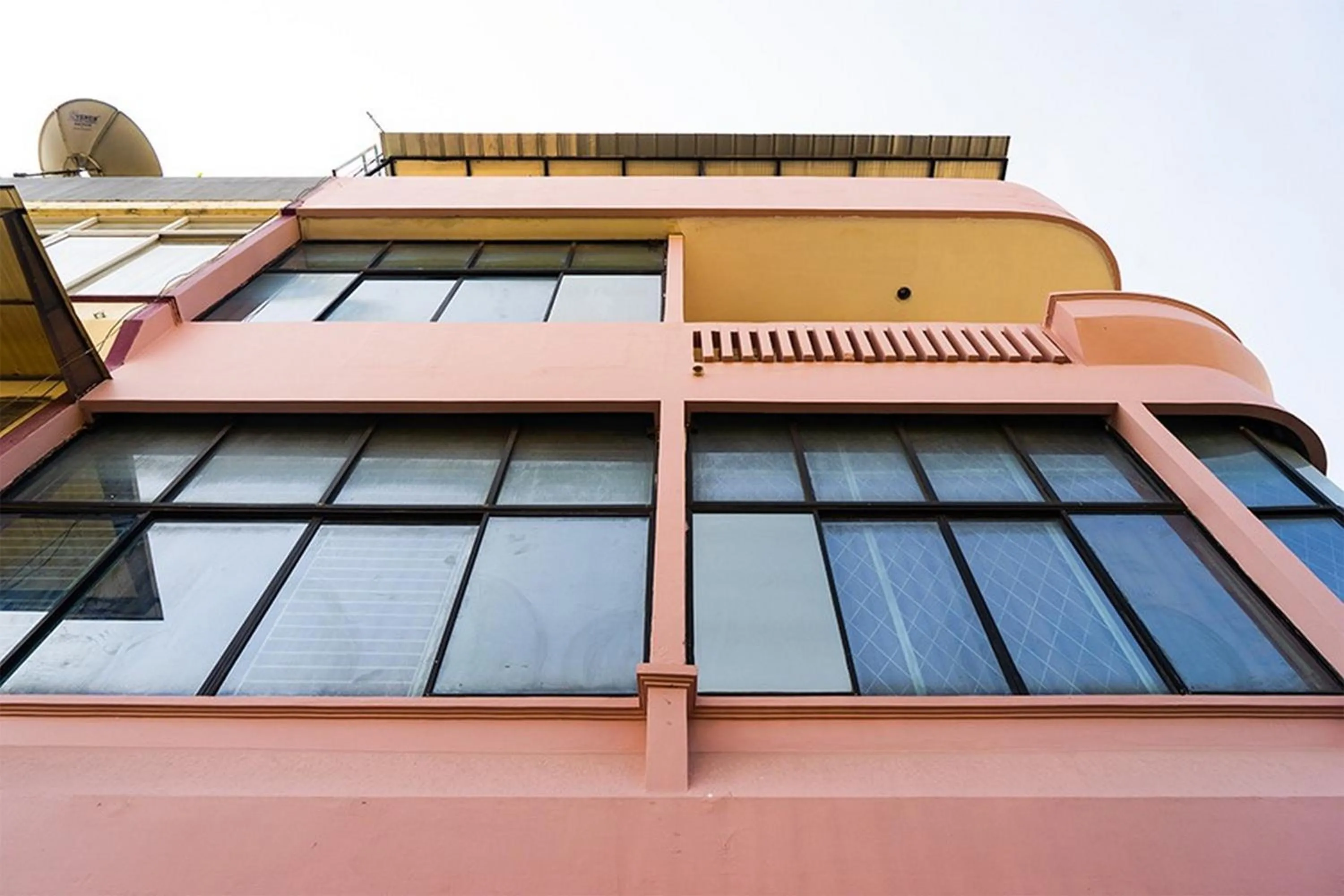 Property building in RedDoorz near Seasons City Mall