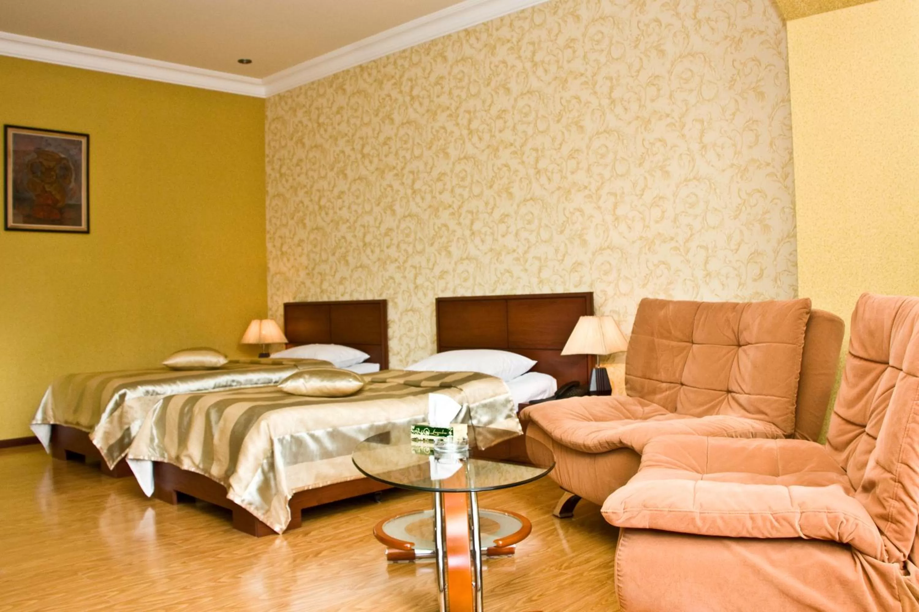 Photo of the whole room, Bed in Laguna Hotel