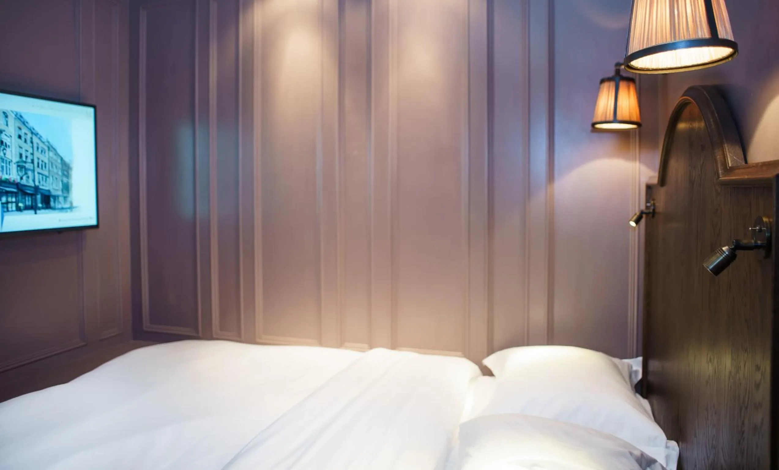 Bed in Mimi's Hotel Soho