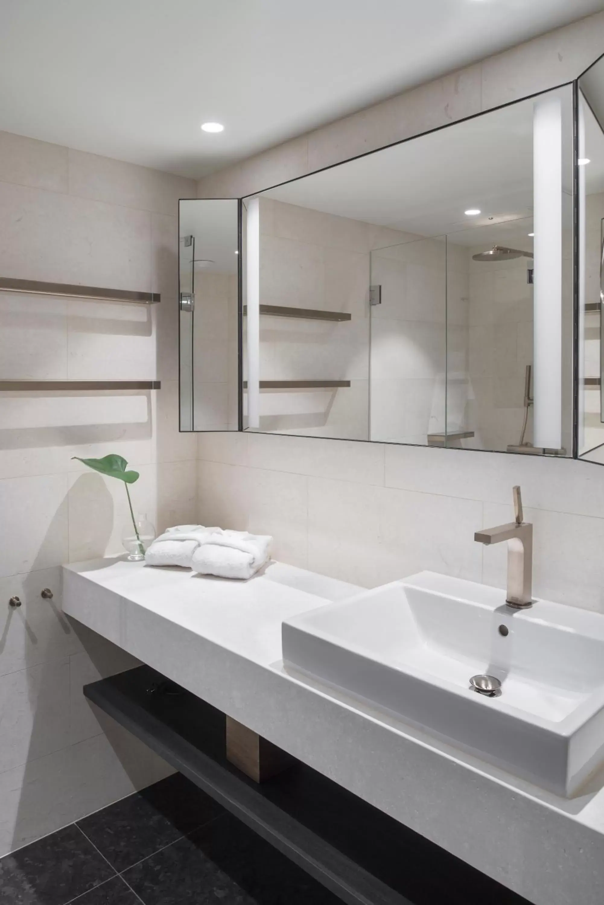 Standard Twin Room in At Six Standard Twin Room in At Six