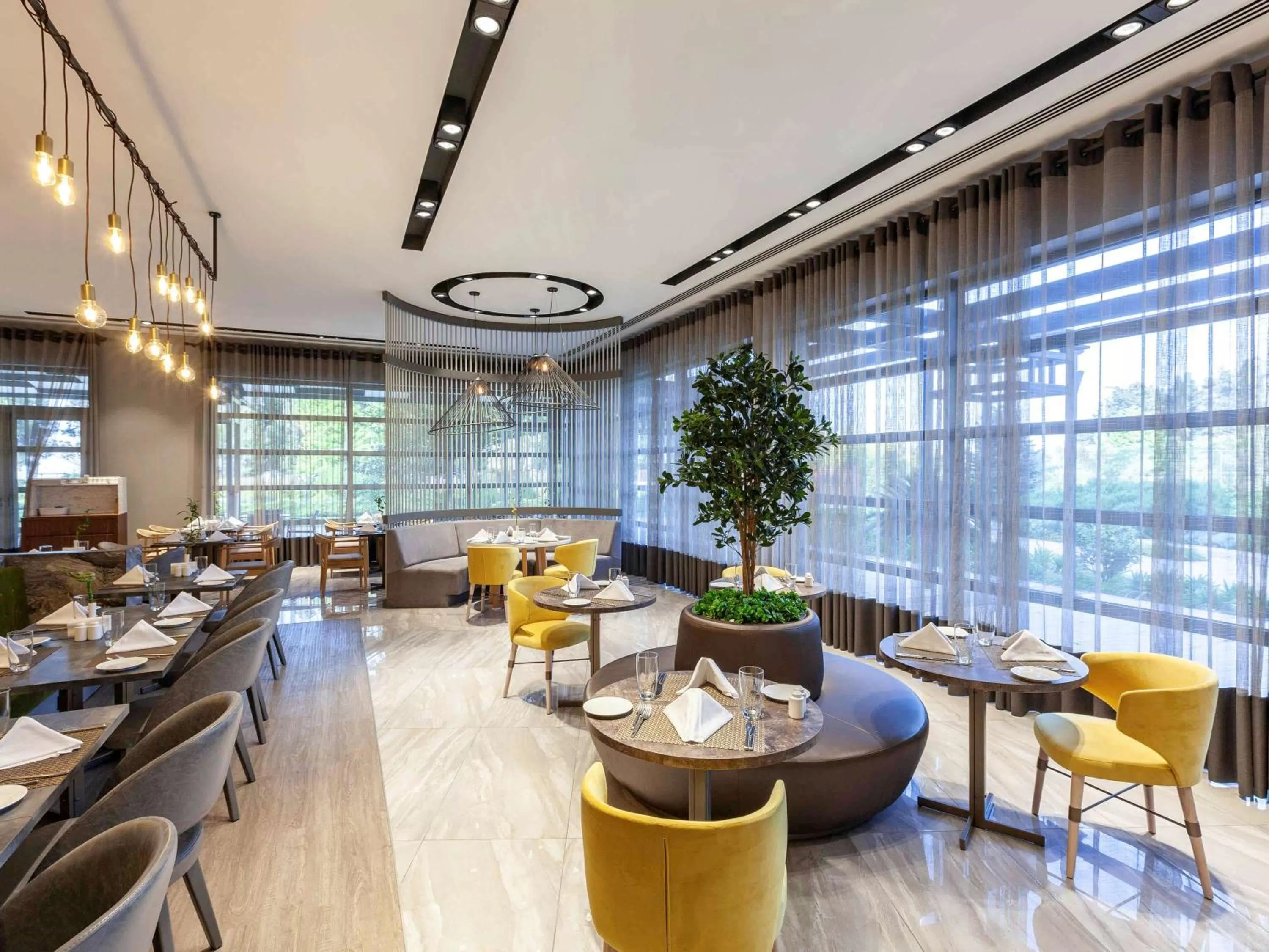 Restaurant/places to eat in Novotel Trabzon