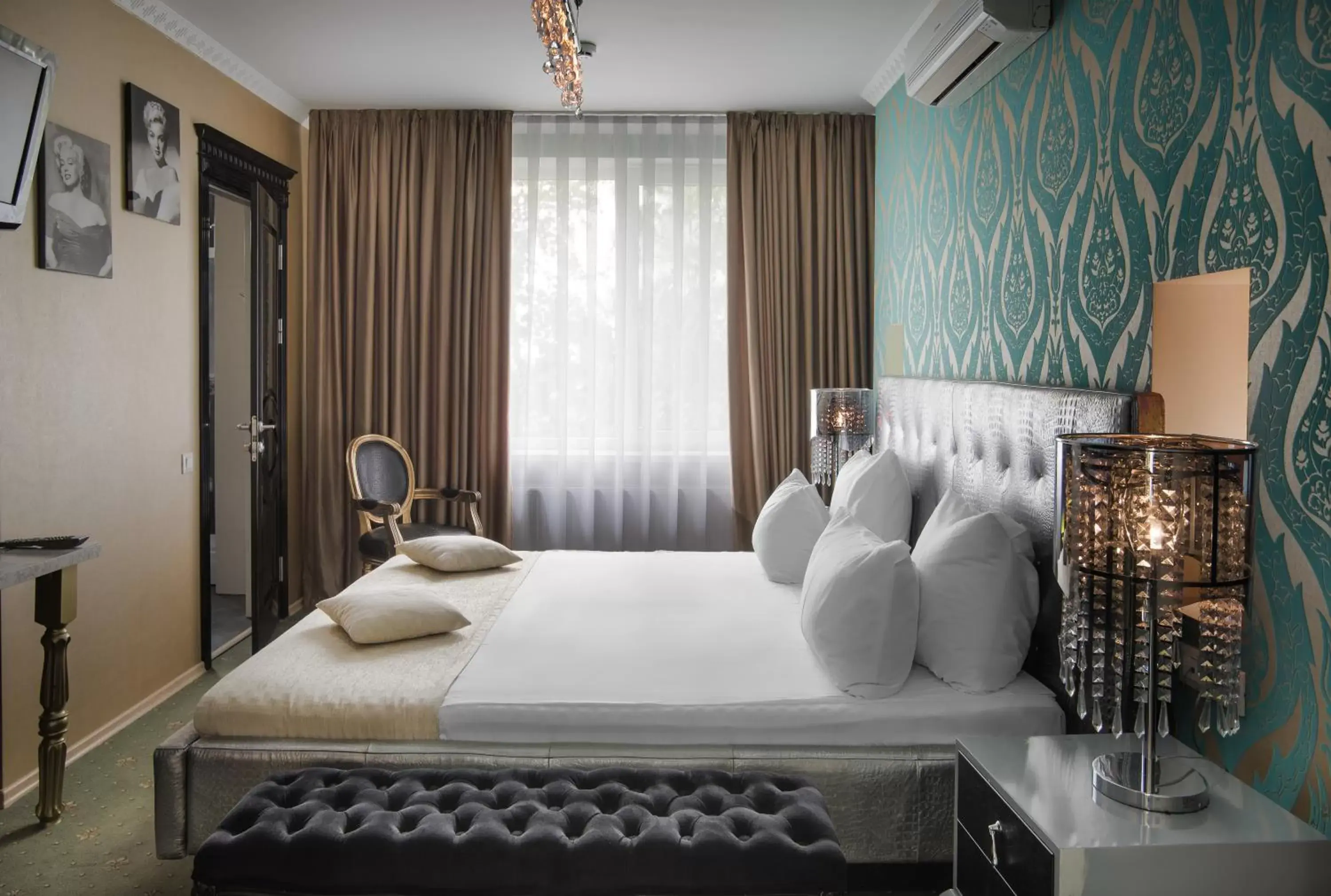 Business Single Room in Weekend Boutique Hotel Business Single Room in Weekend Boutique Hotel