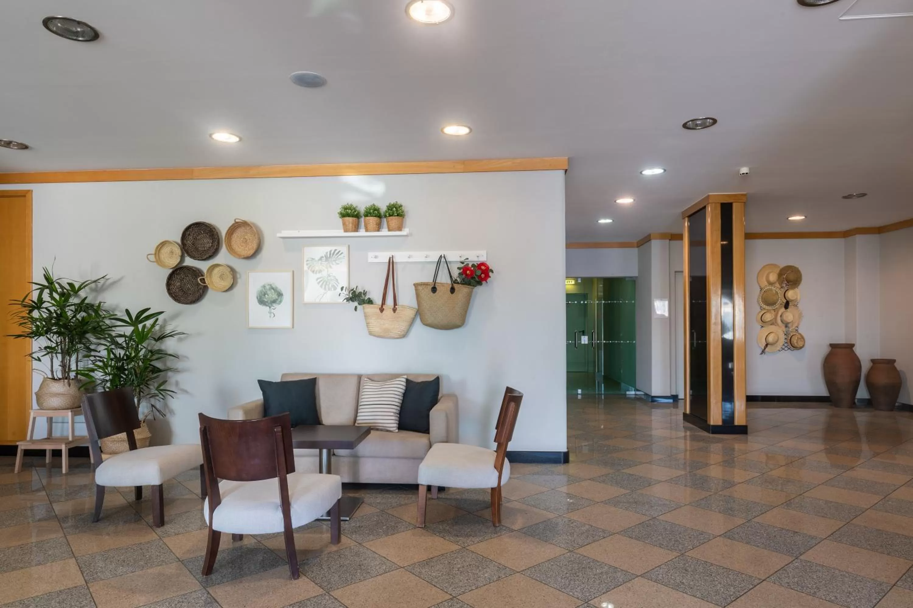 Billiard in The Navigator - Solaqua