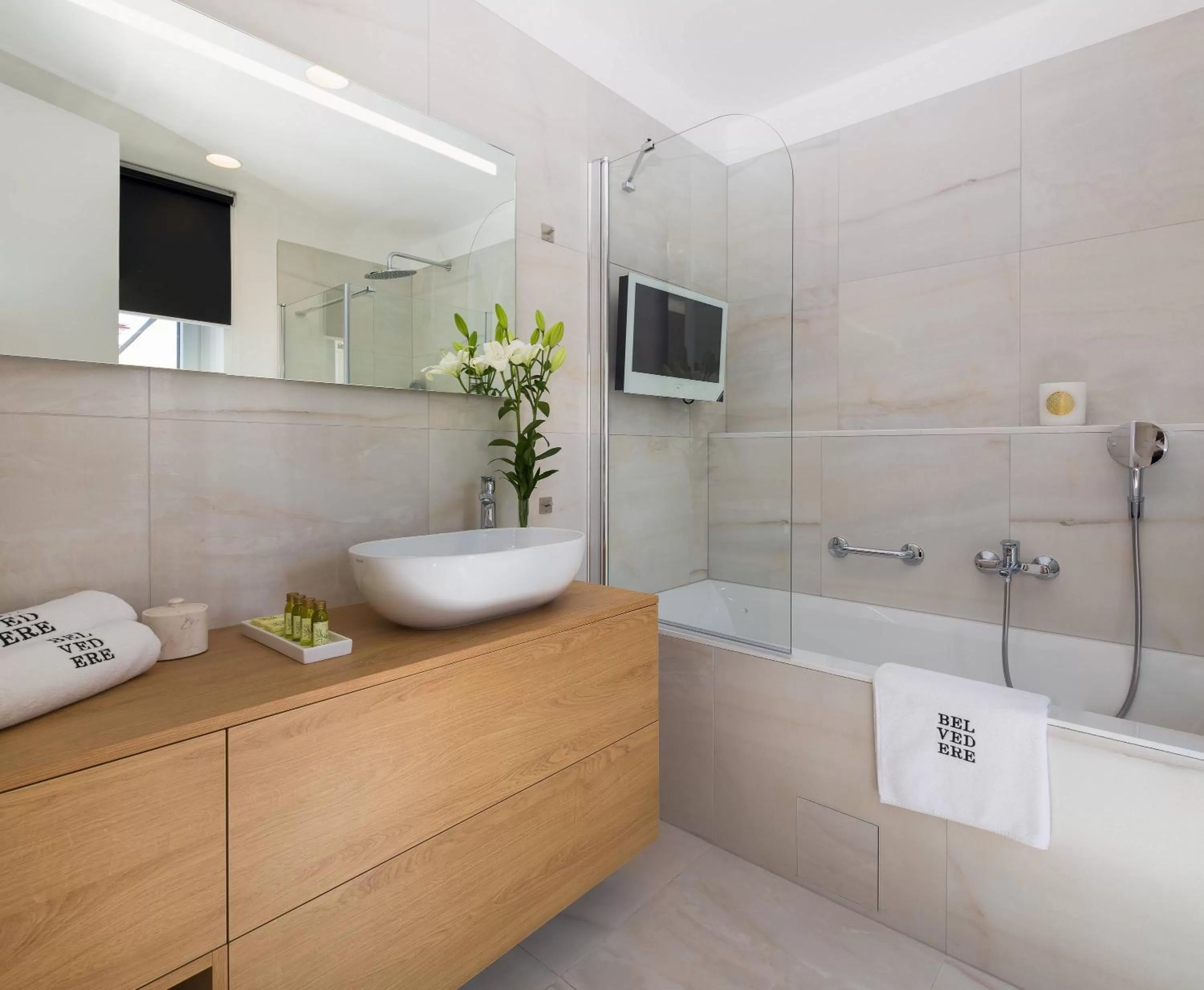 Bathroom in Belvedere Luxury Rooms - Breathtaking View