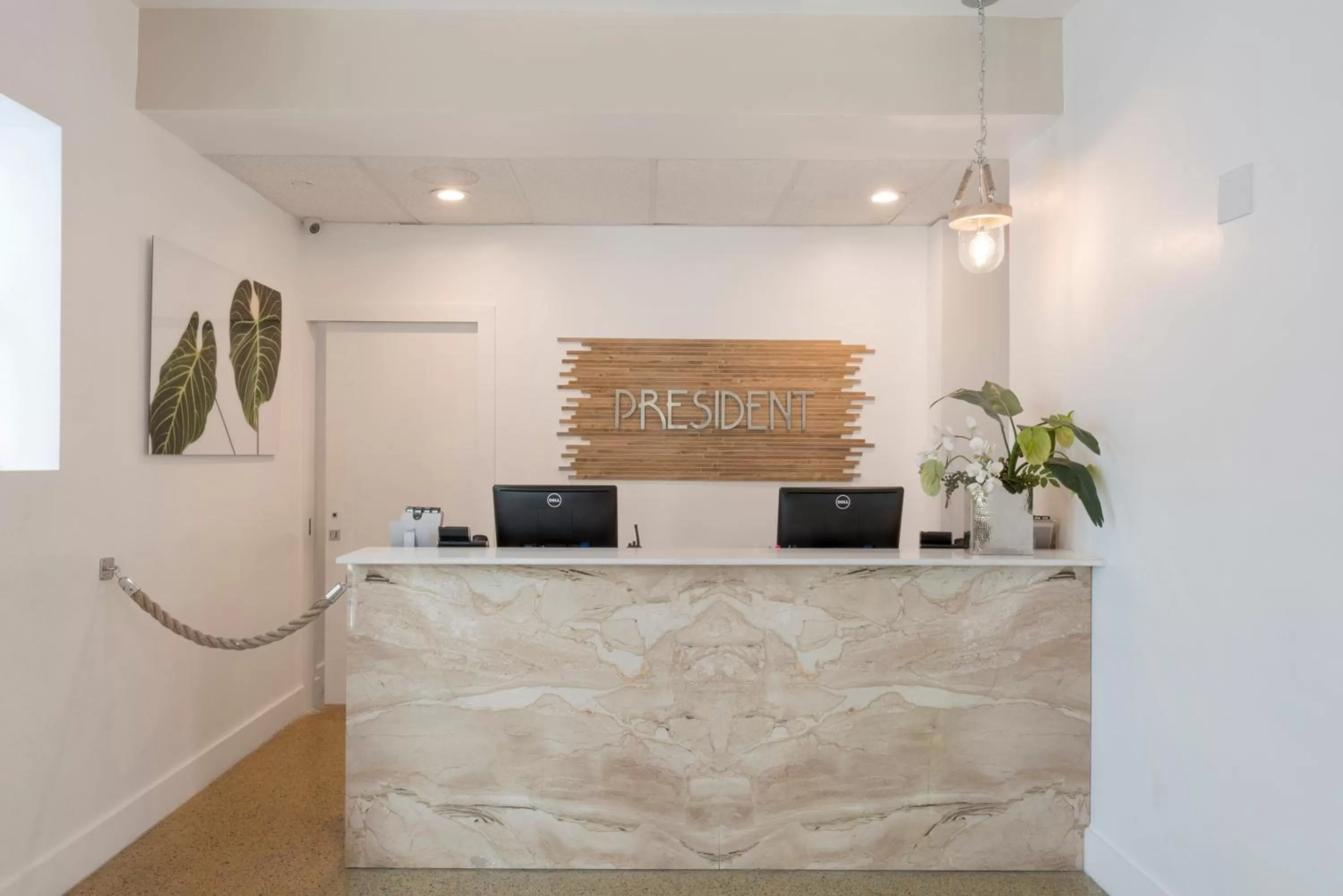 Lobby or reception in President Hotel