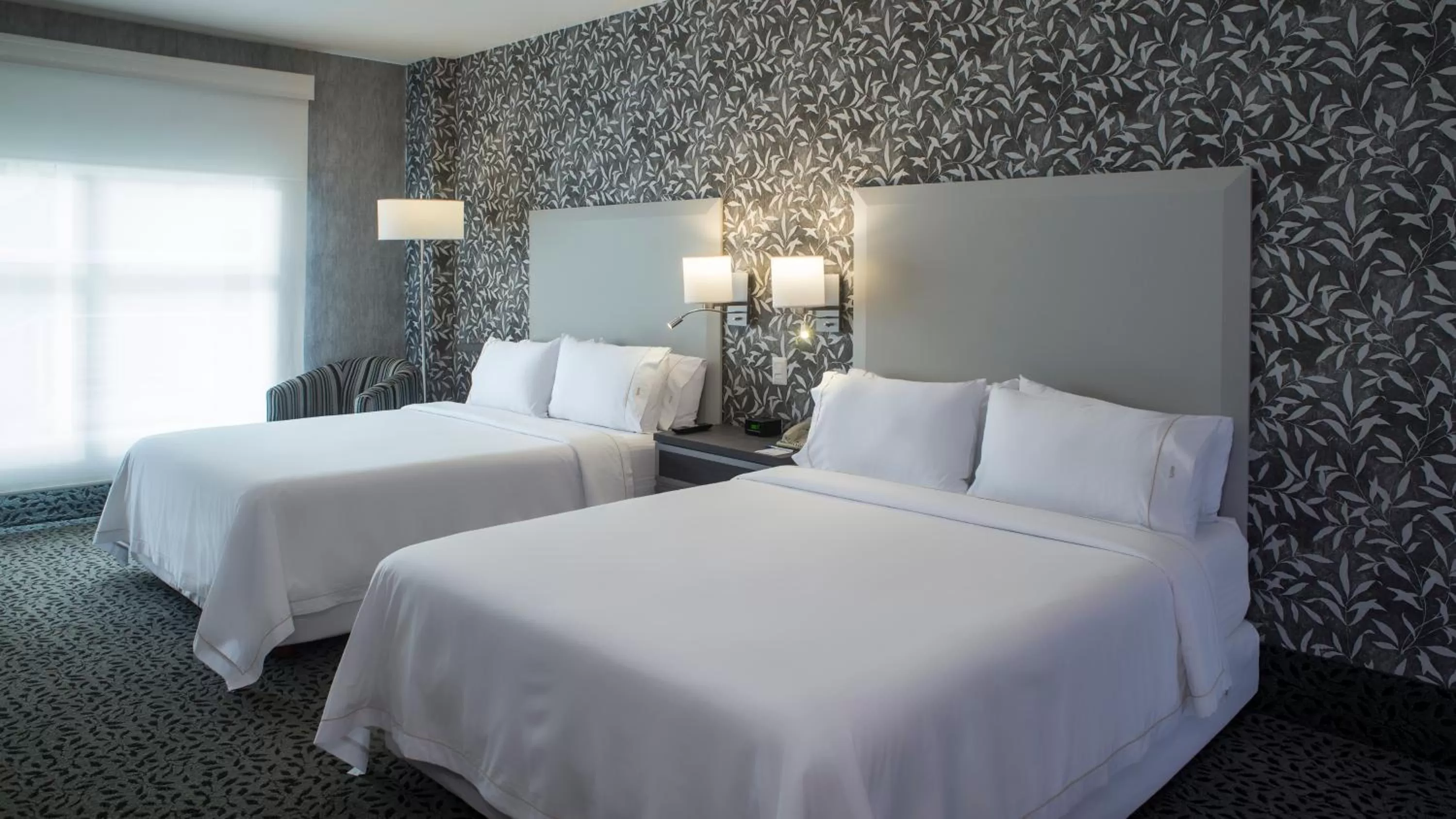 Bedroom, Bed in Holiday Inn Express & Suites Queretaro by IHG