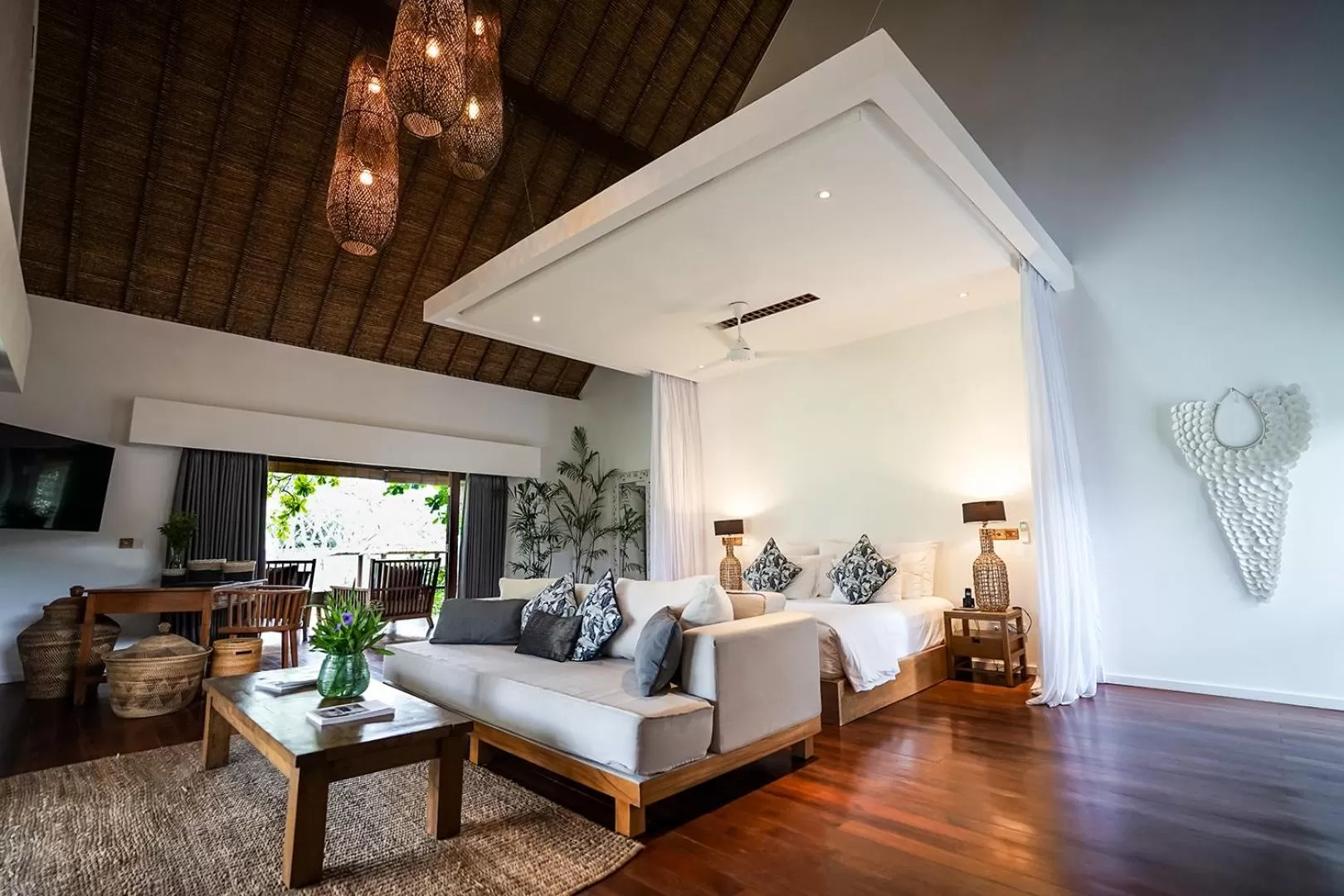 Bed in Pondok Santi Estate