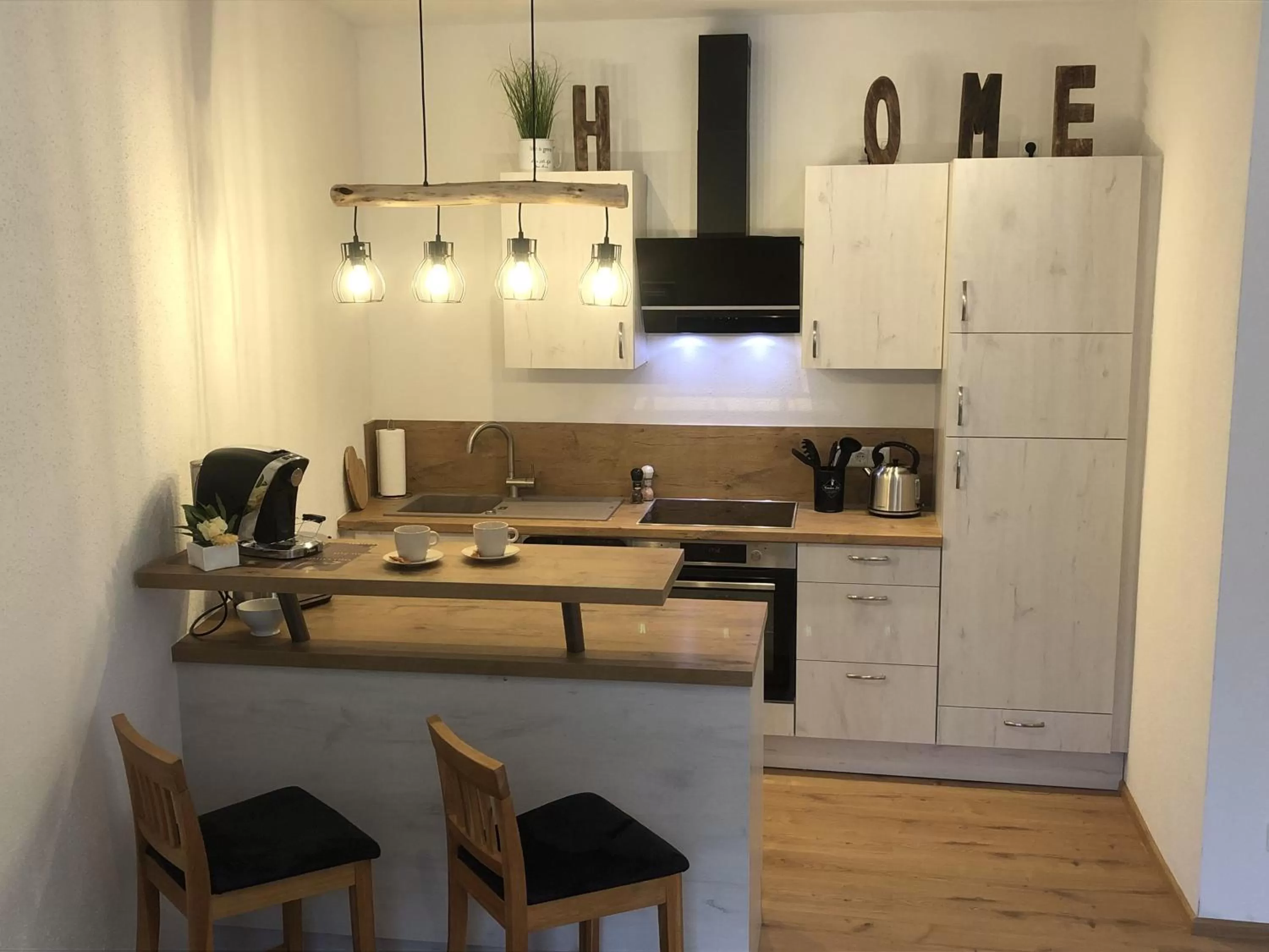 Kitchen/Kitchenette in Pension und Ferienwohnung Frech