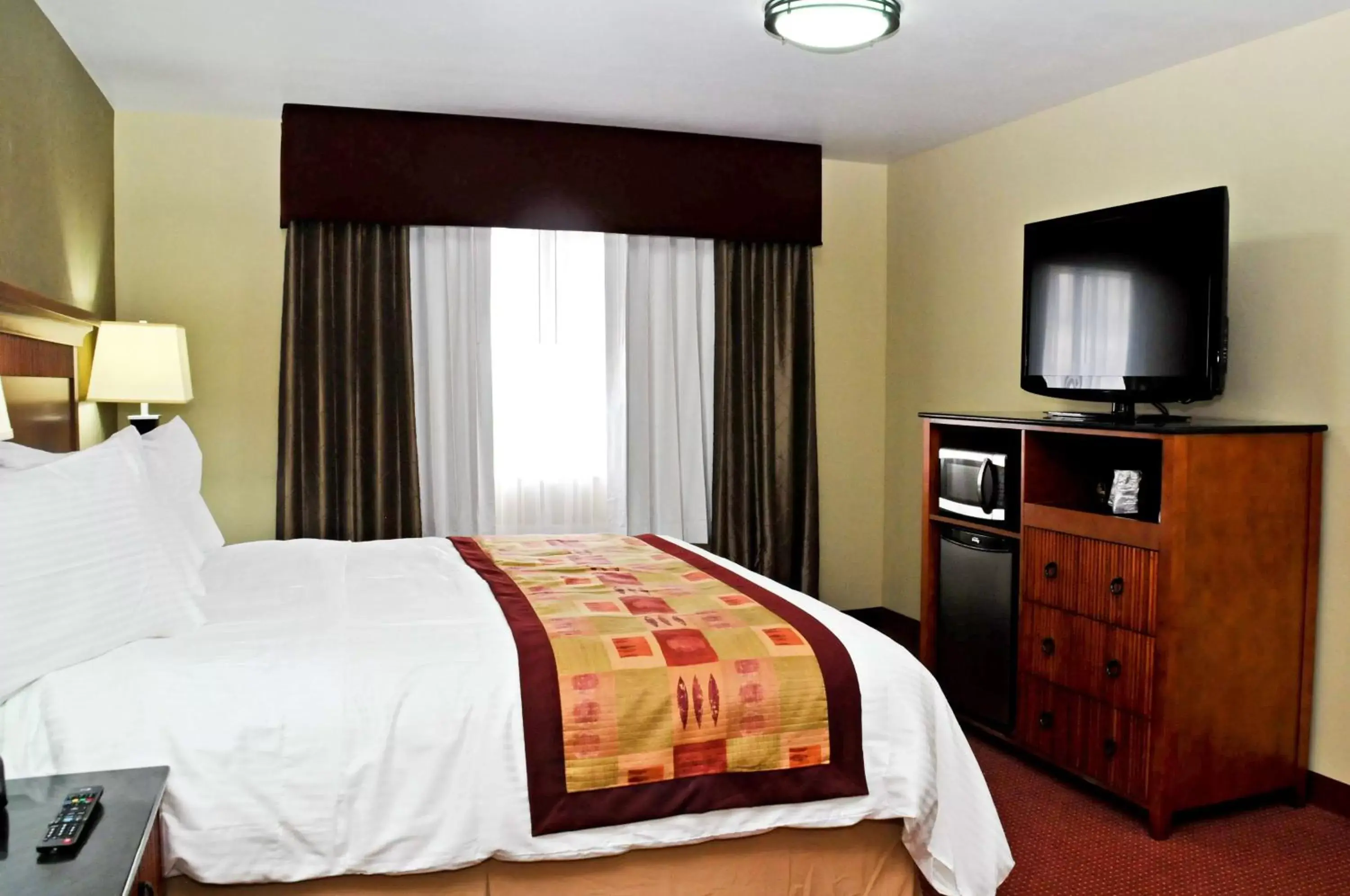 King Room - Disability Access in Best Western Plus Layton Park Hotel King Room - Disability Access in Best Western Plus Layton Park Hotel