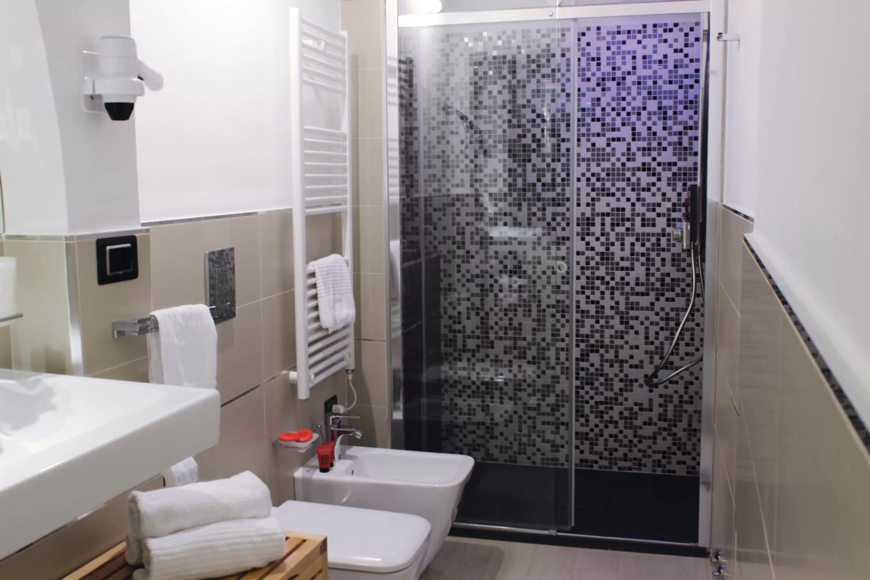 Bathroom in Hub Navona