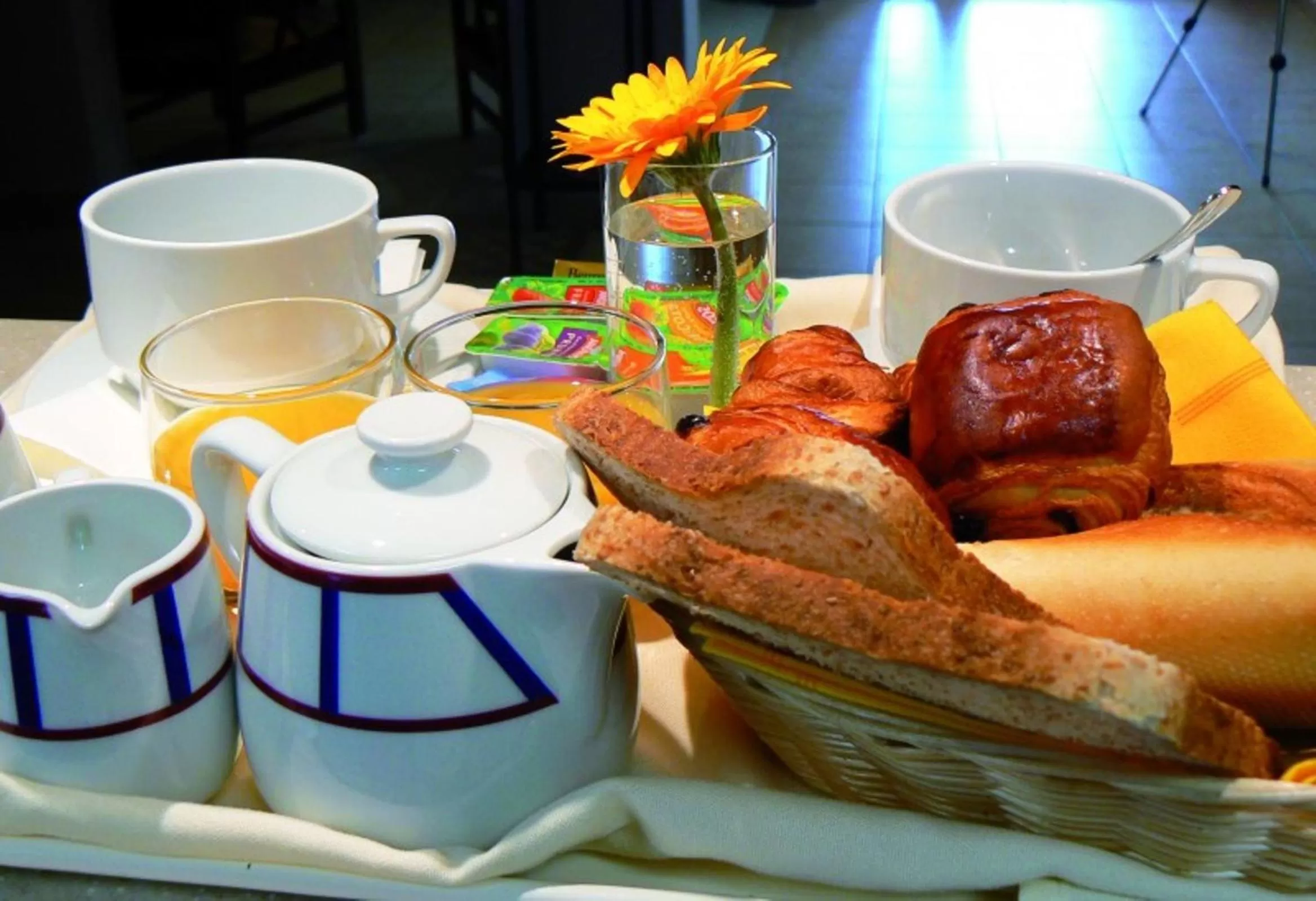 Food and drinks in The Originals City, Hôtel Les Bruyères, Dax Nord