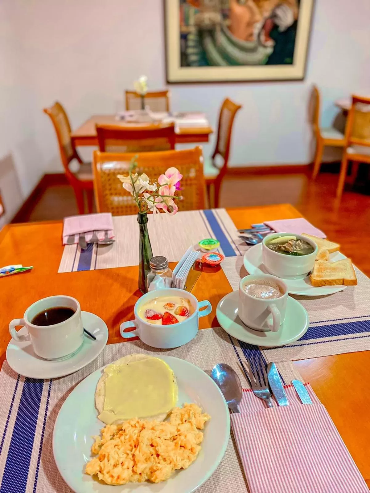Breakfast, Restaurant/Places to Eat in Hotel Maceo Chico