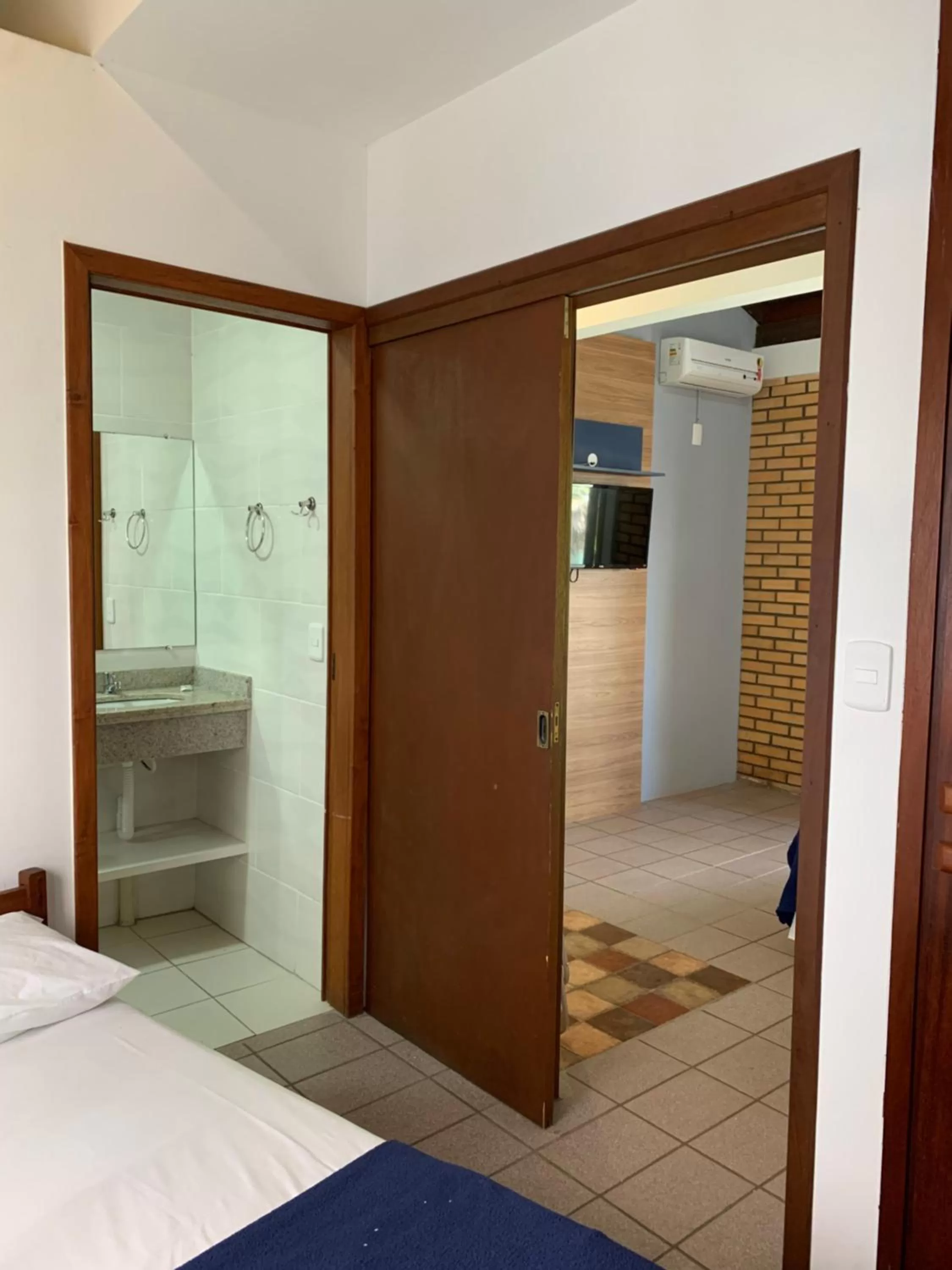 Bathroom in Beach House Floripa - Sunset