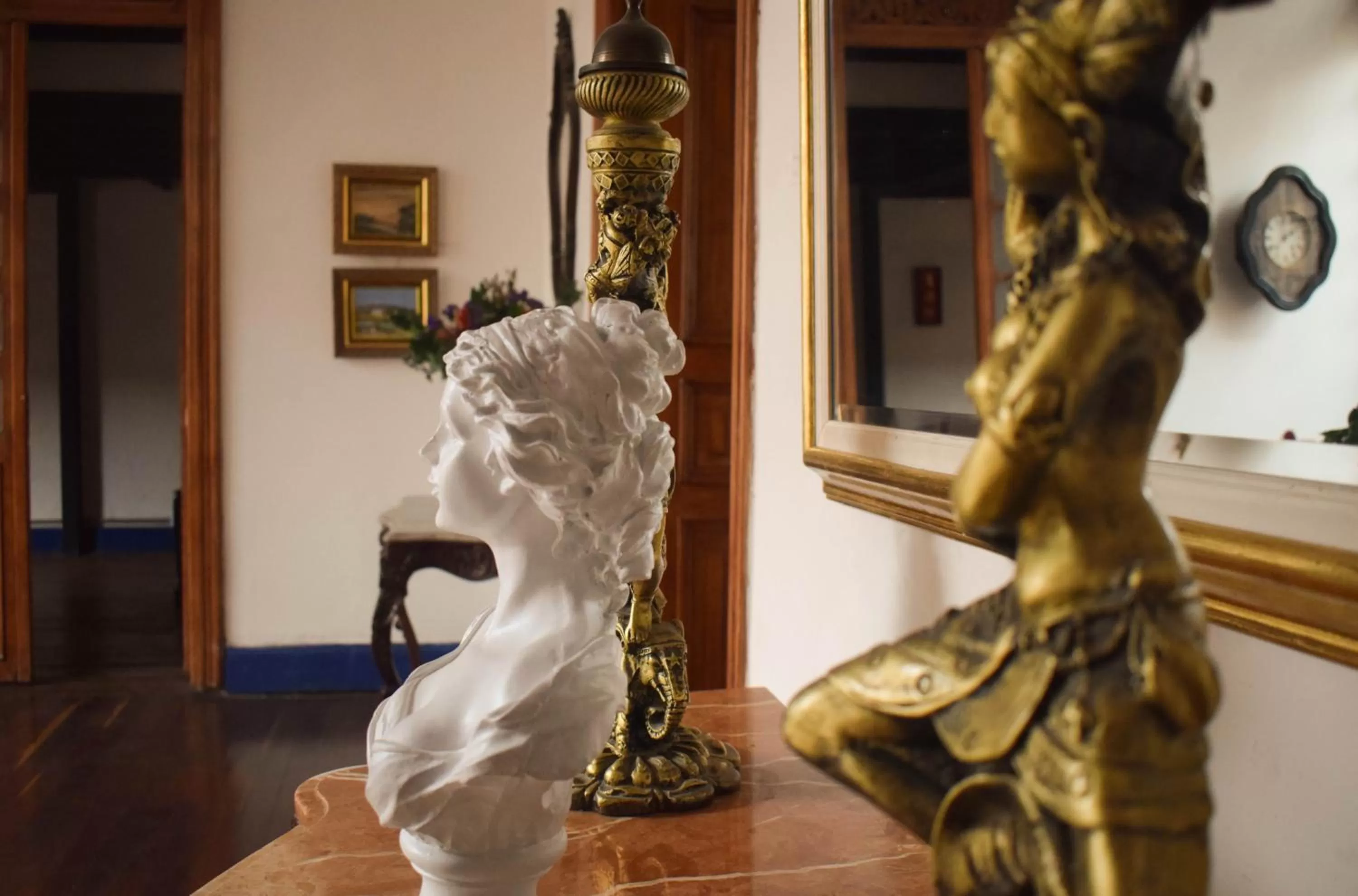 Decorative detail in Hotel Casa de la Luz