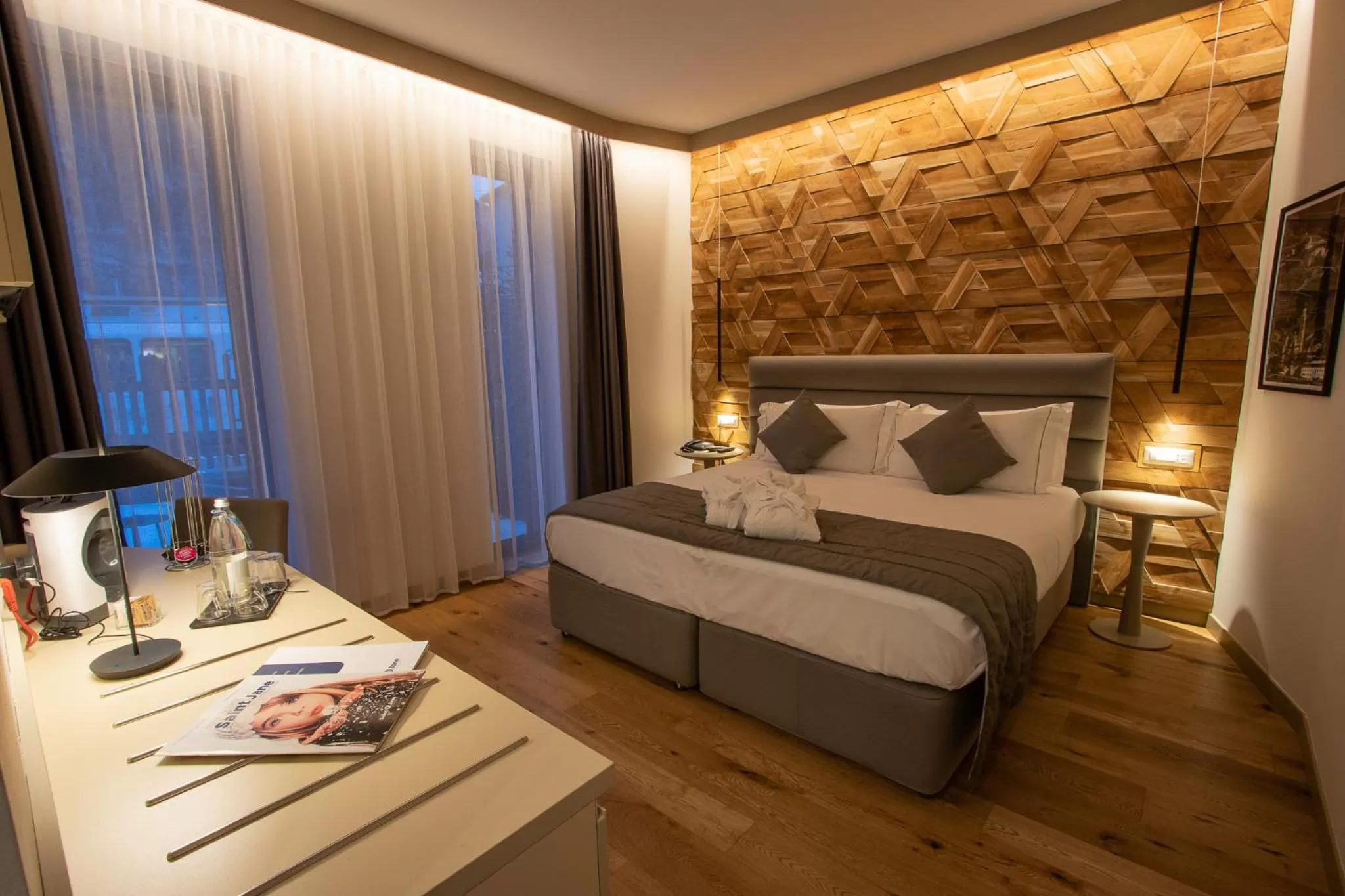 Bedroom, Bed in Lifestyle Room Binario Zero