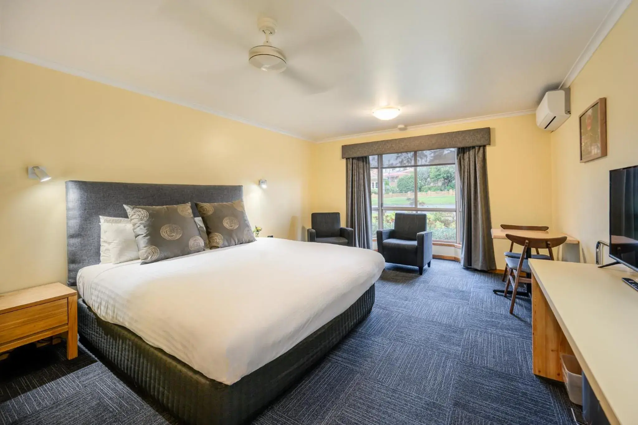 King Room in AAt 28 Goldsmith Motel King Room in AAt 28 Goldsmith Motel