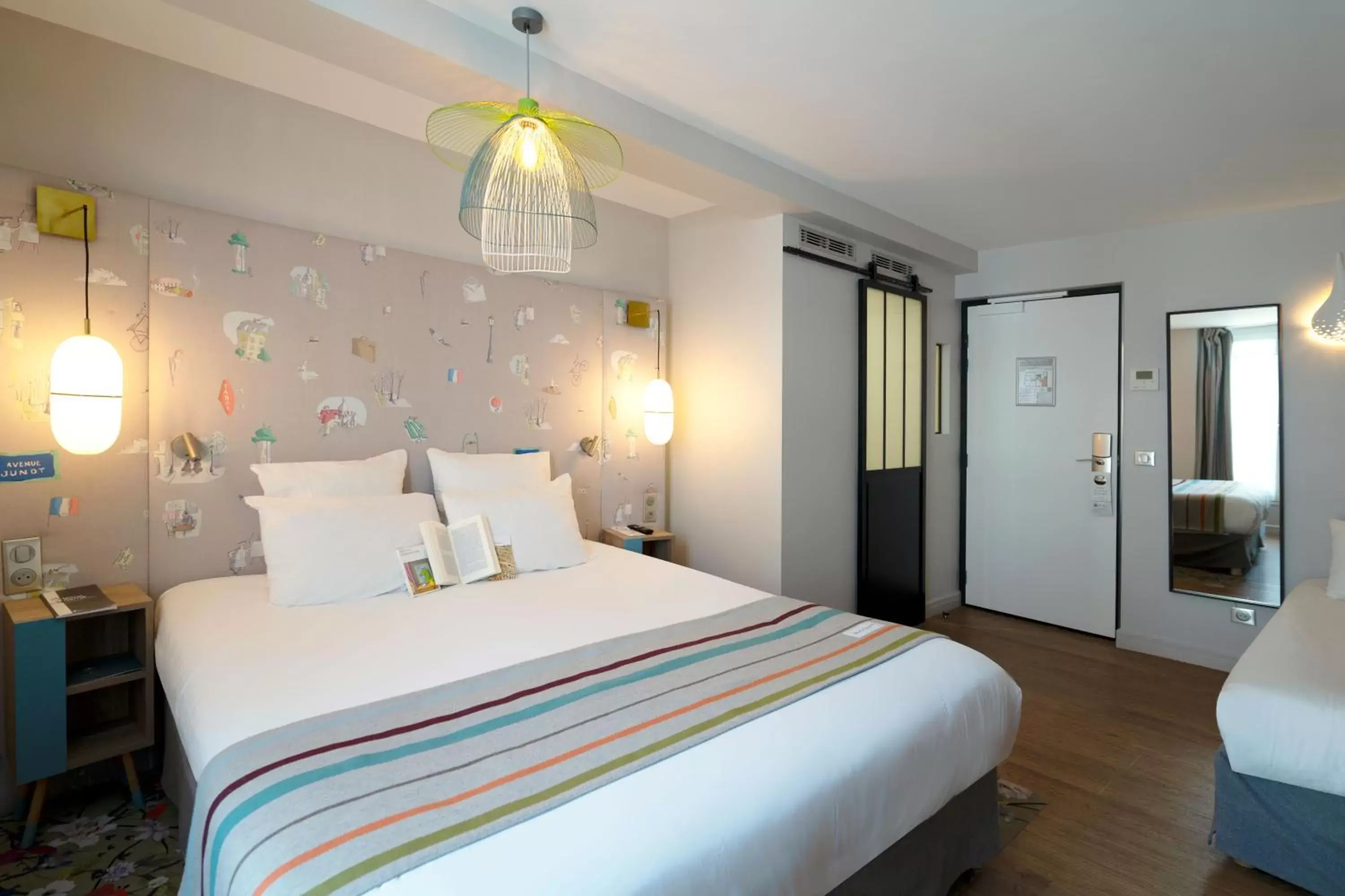 Deluxe Triple Room in Hotel Litteraire Marcel Ayme, BW Premier Collection Deluxe Triple Room in Hotel Litteraire Marcel Ayme, BW Premier Collection