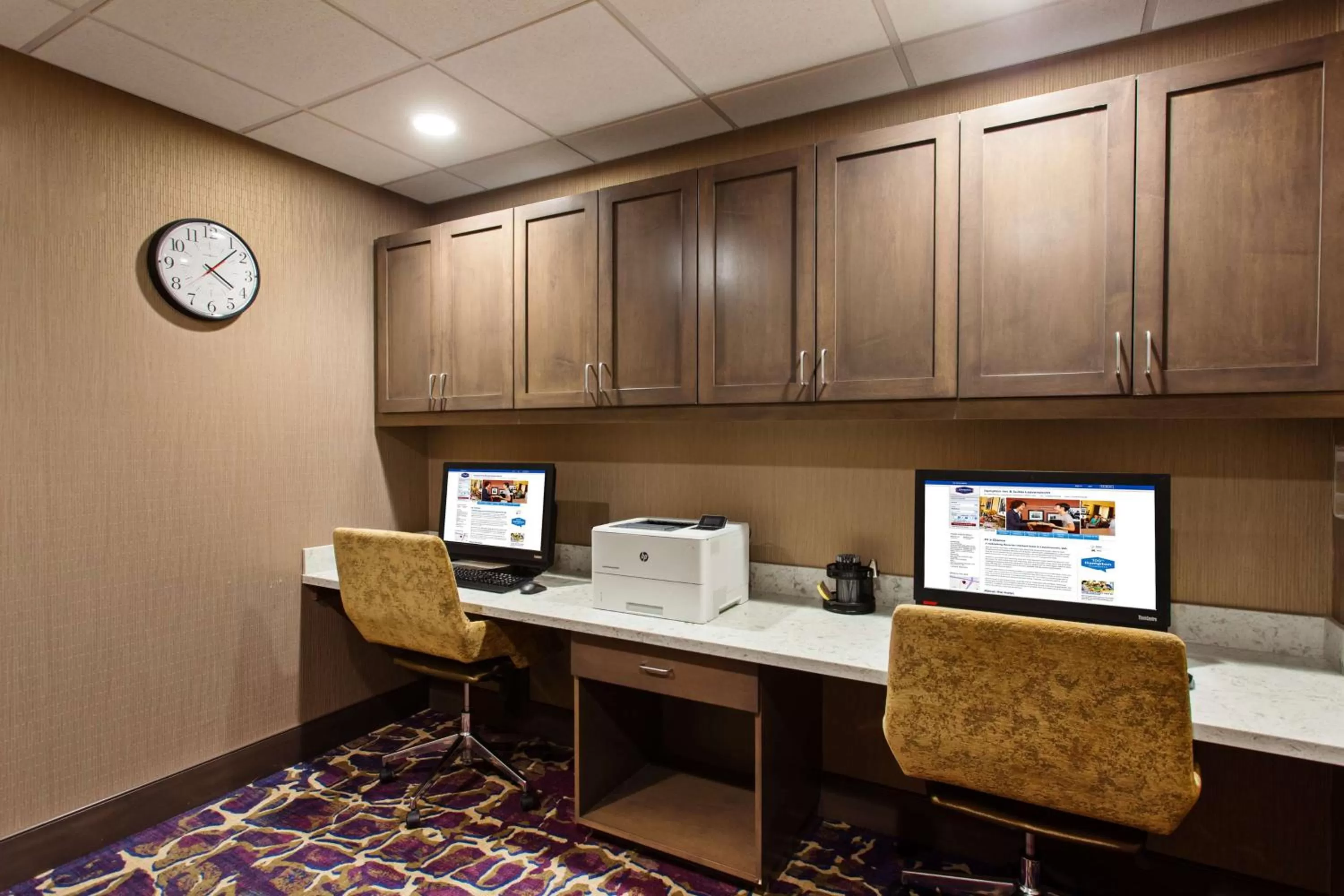 Business facilities in Hampton Inn & Suites Leavenworth