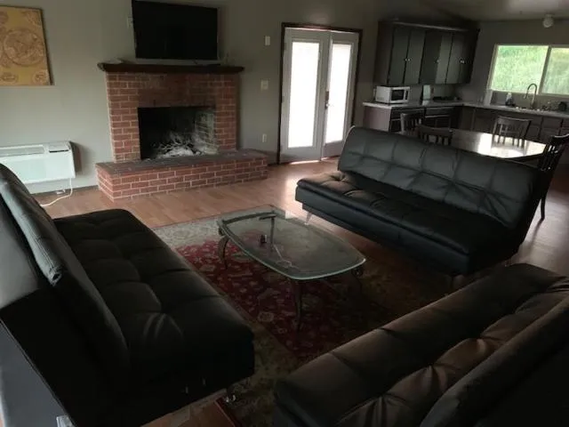 Mountain Trail Lodge and Vacation Rentals