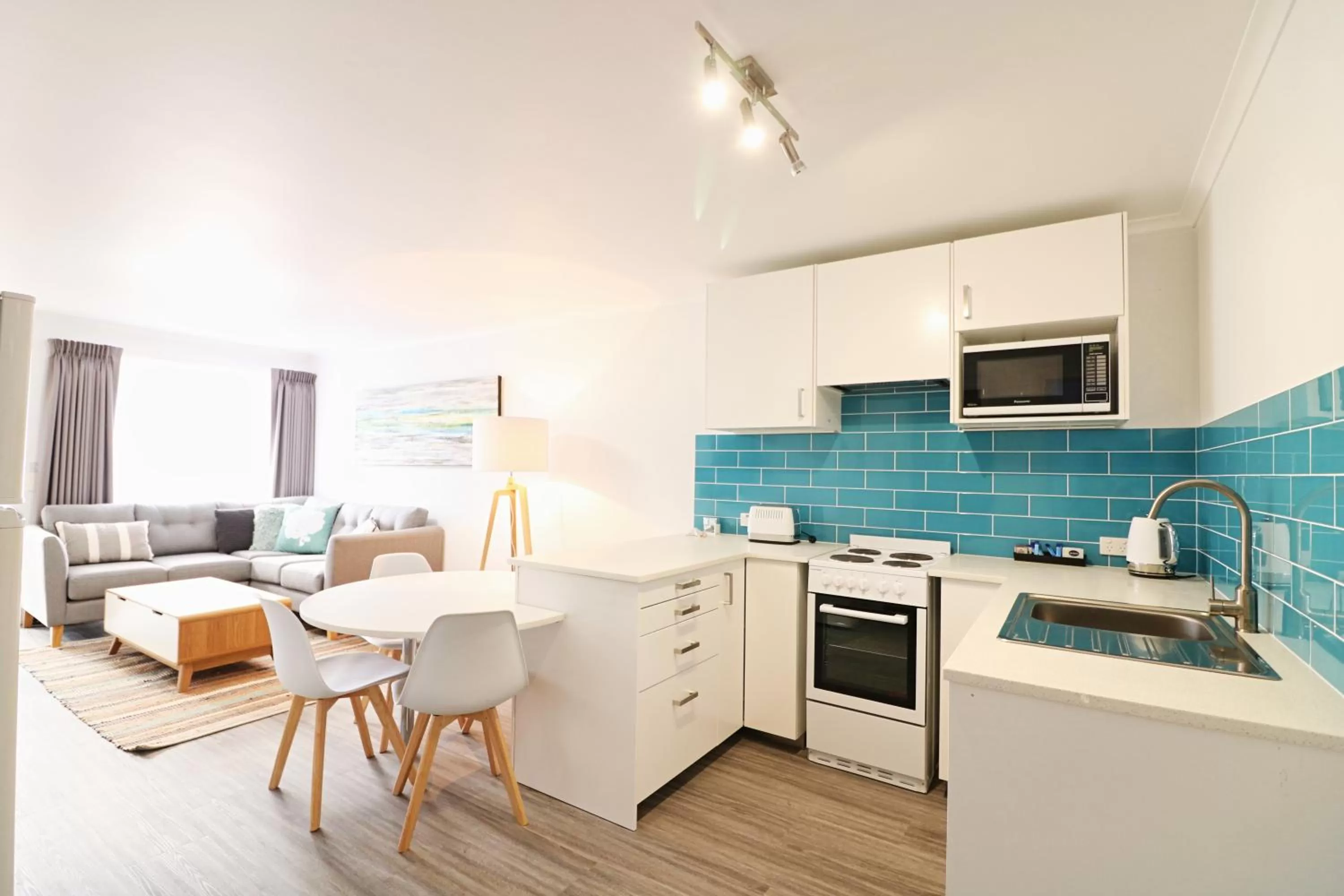 Kitchen or kitchenette in Aquarius Merimbula