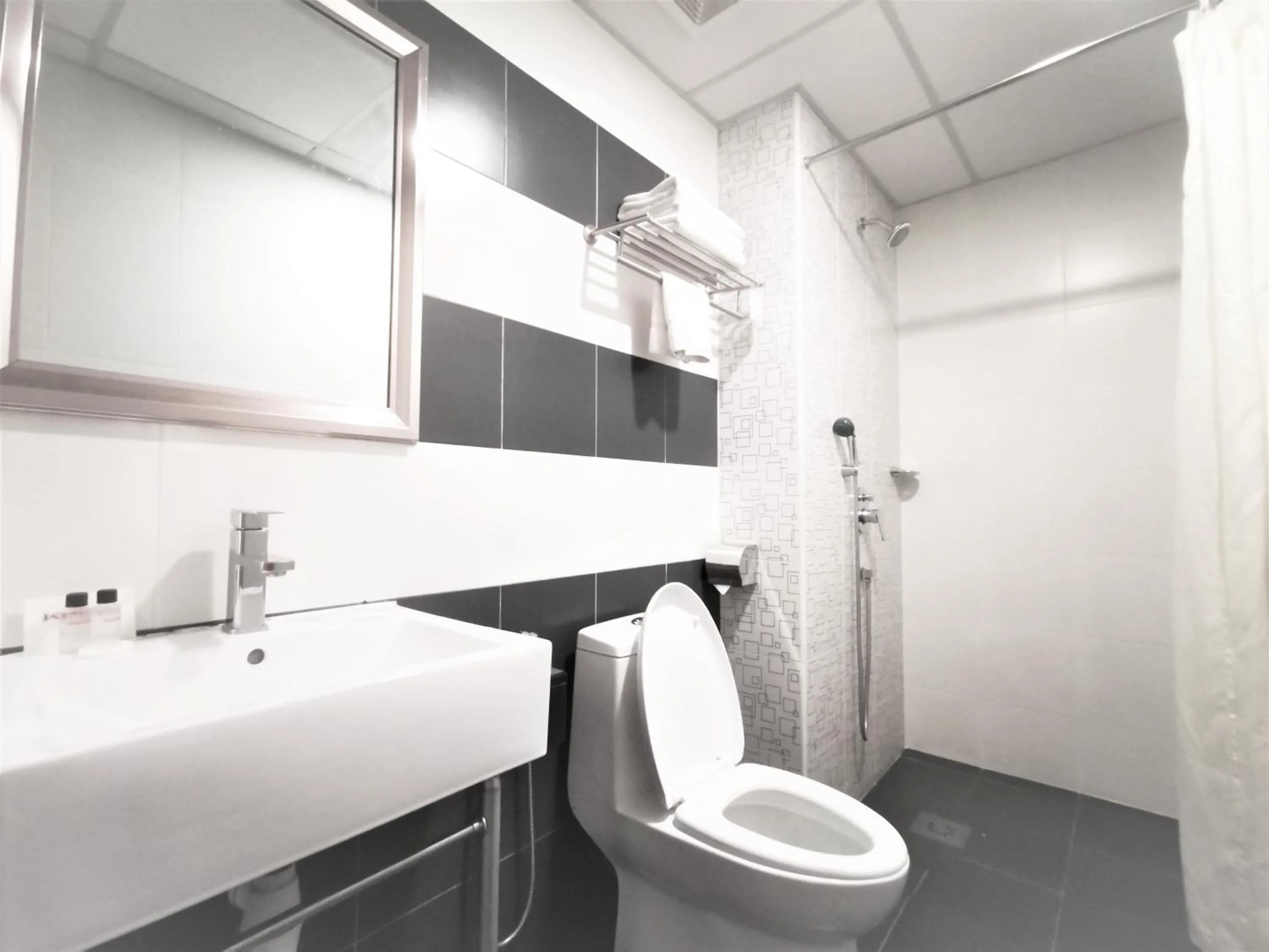 Shower in Koho Hotel - Johor Bahru