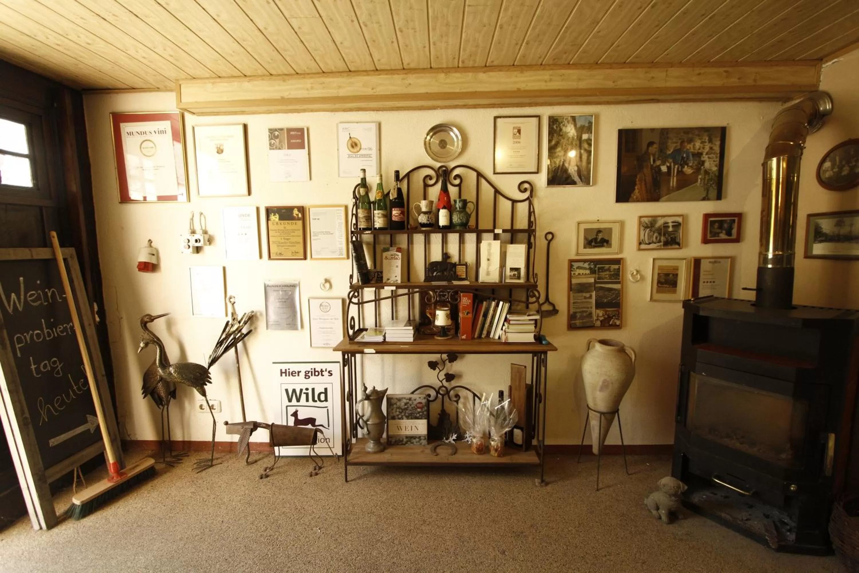 Restaurant/places to eat in Hotel und Weingut Karlsmühle