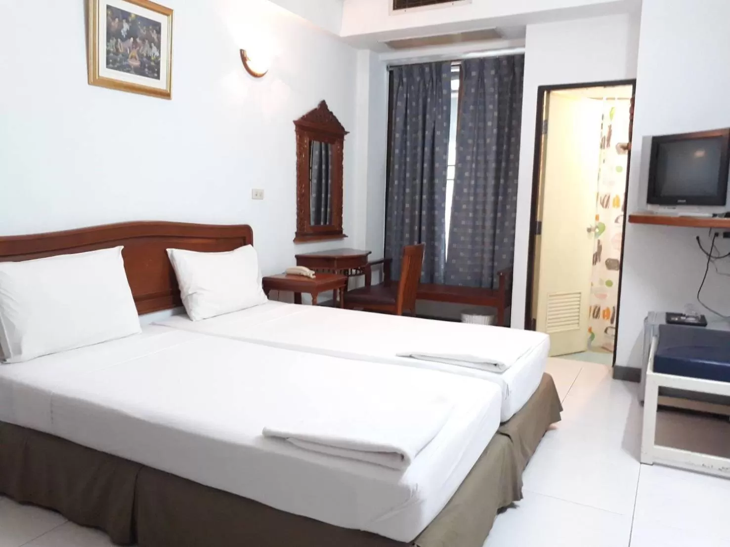 Bedroom, Bed in New Siam II